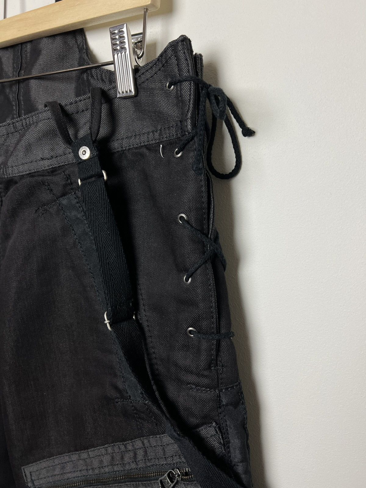 Giorgio Armani armani y2k multipocket cargo pants with braces Size US 33 - 10 Thumbnail