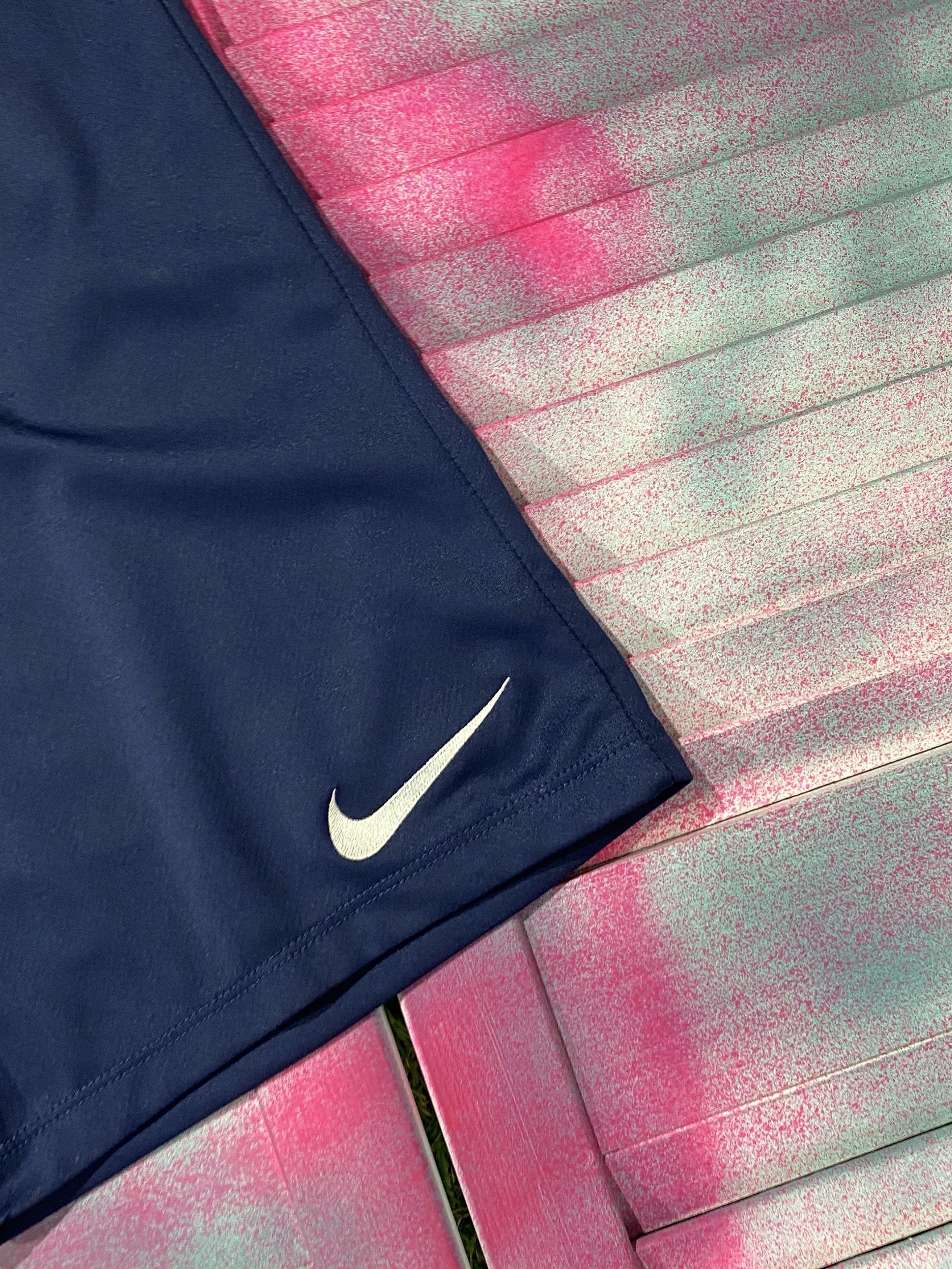 Nike Vintage Y2K Nike Blue Shorts Size US 32 / EU 48 - 2 Thumbnail