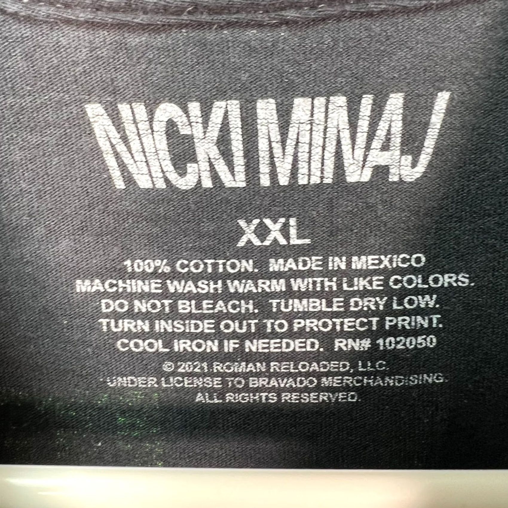 Vintage Nicki Minaj Beam Me Up Scotty Graphic T-Shirt Mens XXL Black 100% Cotton Size US XXL / EU 58 / 5 - 3 Thumbnail