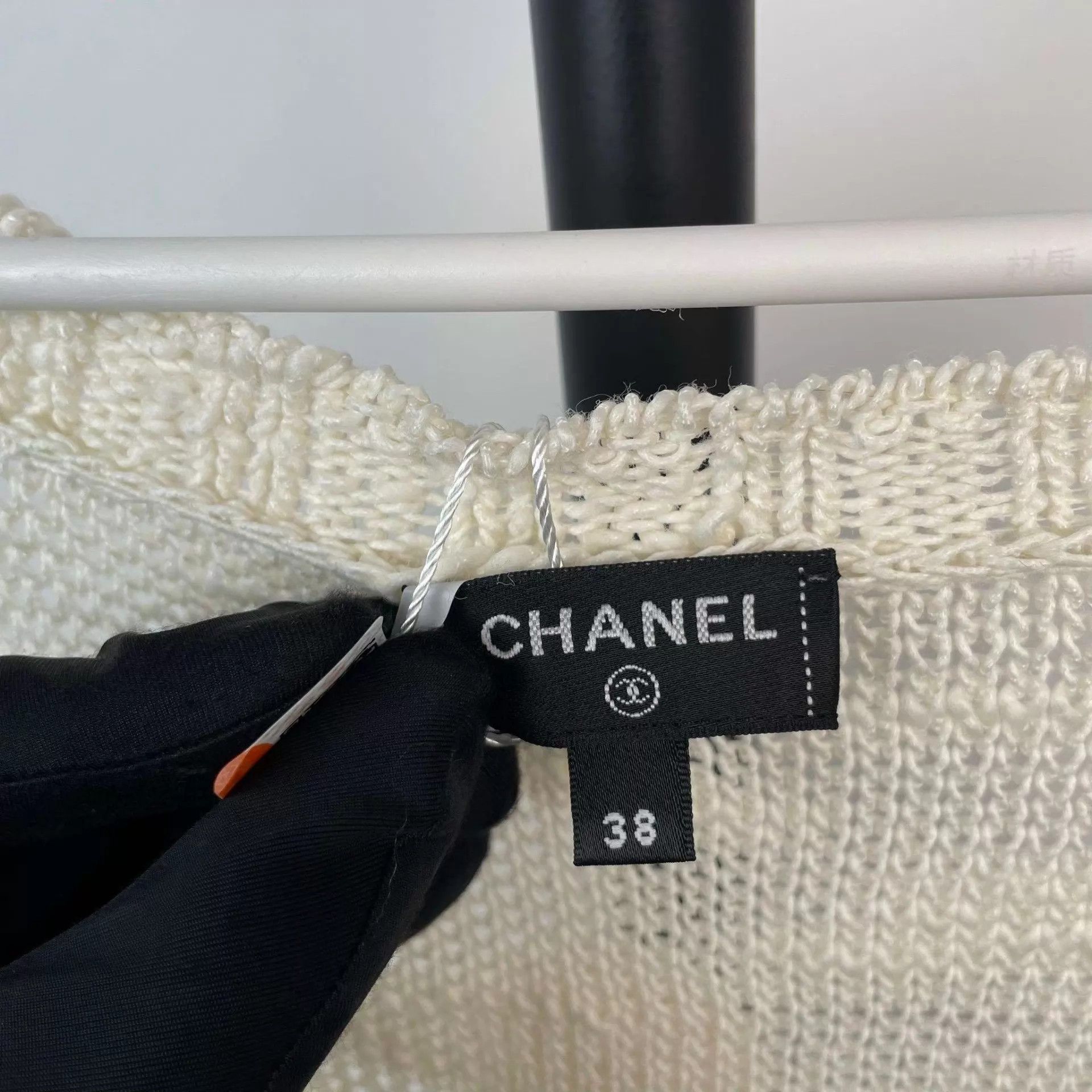 Chanel Chanel 25A 95 New White Camisole Size 38 Size S / US 4 / IT 40 - 3 Thumbnail