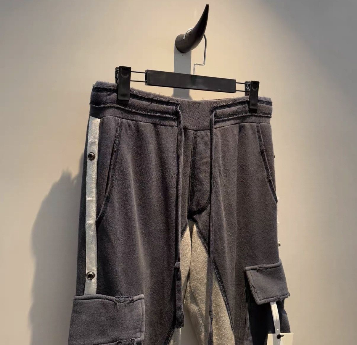 Greg Lauren Greg Lauren Artisanal Handcrafted Distressed Long Pants Size US 30 / EU 46 - 2 Thumbnail