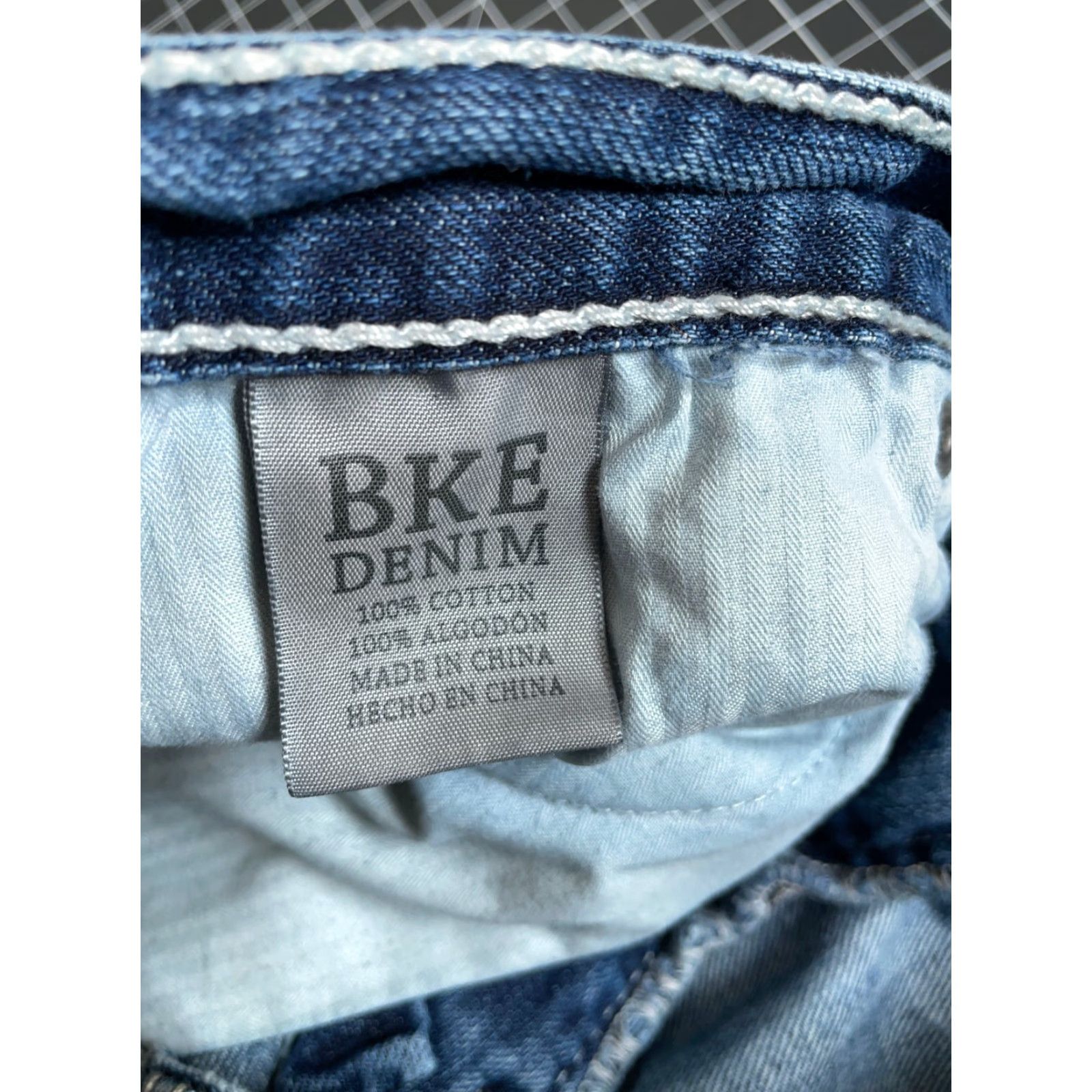 Vintage VINTAGE BKE Derek Jeans Men's 34 x 30 Blue Denim Low Rise Straight Leg 100% Cotton Y2K Men's Size US 34 / EU 50 - 4 Thumbnail