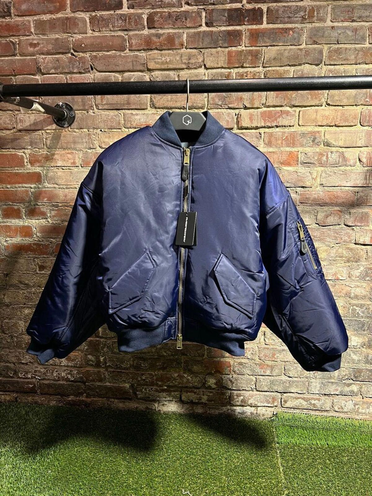 The GV Gallery GV Gallery Navy Bomber Sz. M Size US M / EU 48-50 / 2 - 1 Thumbnail