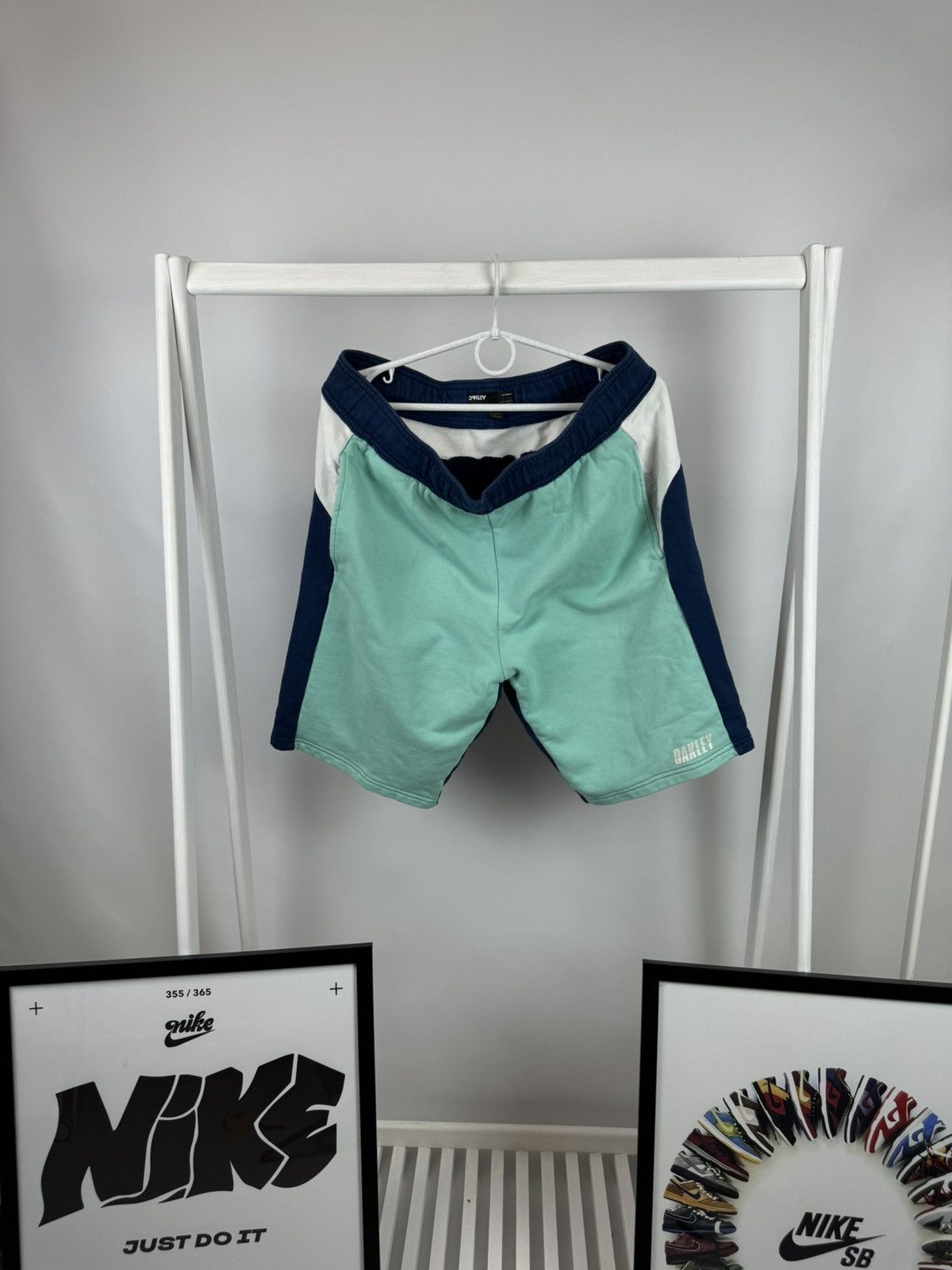 Oakley Rare Oakley Shorts Size US 36 / EU 52 - 1 Thumbnail