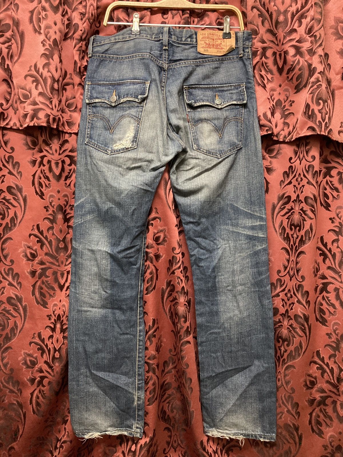 Distressed jean Levis 505 japan