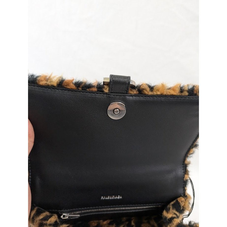 Balenciaga o1rshd1 Size:OS / Leopard Hourglass Top Hand Bag Beige/Brown Size ONE SIZE - 13 Thumbnail