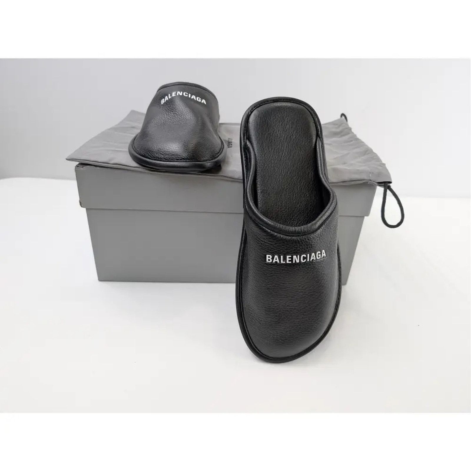 Balenciaga o1rshd1 Logo Grained Leather / Control Home Mule Flat Black Size US 8 / EU 41 - 15 Thumbnail