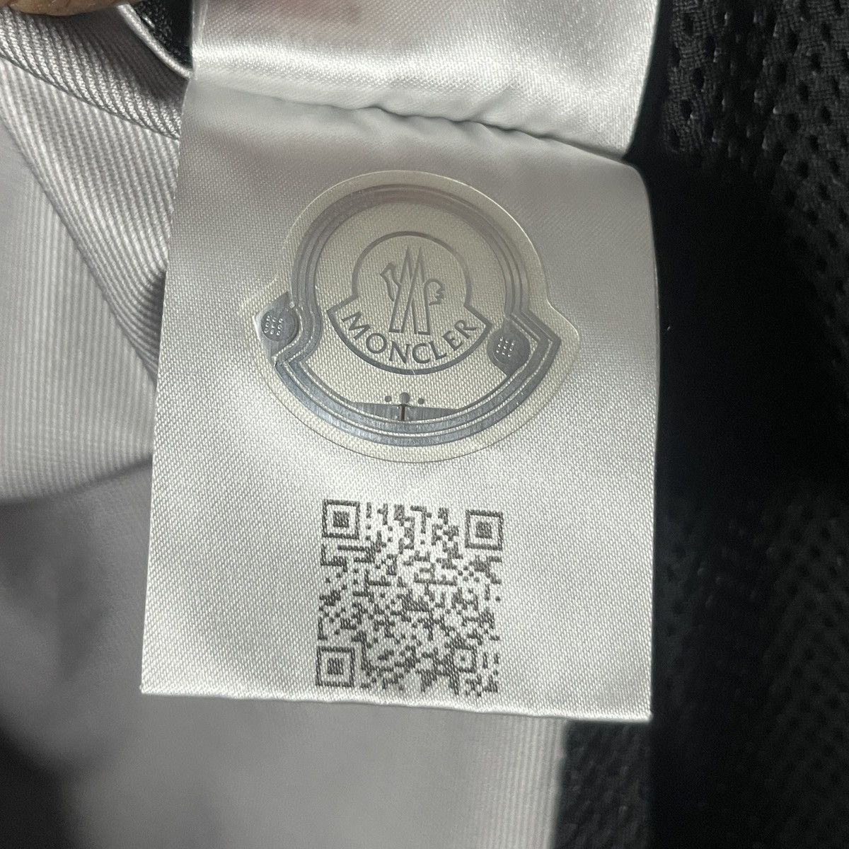 Moncler Moncler Oise Giubbotto Waterproof Jacket Size US L / EU 52-54 / 3 - 8 Thumbnail