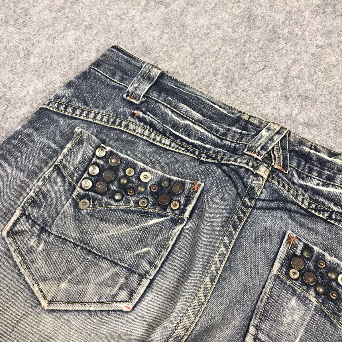 Japanese Brand DISTRESSED DENIM BAGGY RED PEPPER PANTS Size US 34 / EU 50 - 14 Thumbnail