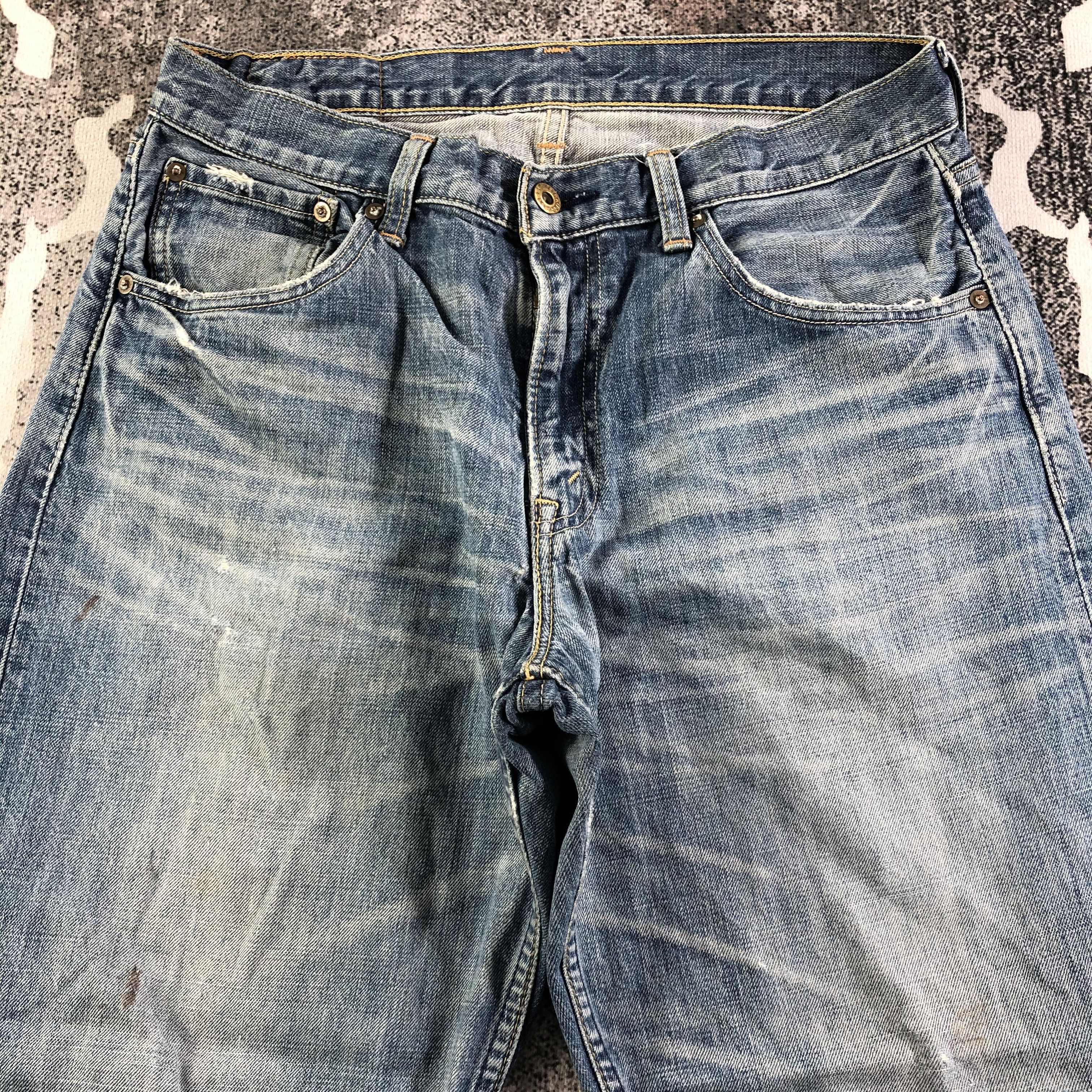 Levi's Vintage Levis 504 Jeans Medium Wash Denim KJ2193 Size US 32 / EU 48 - 3 Thumbnail