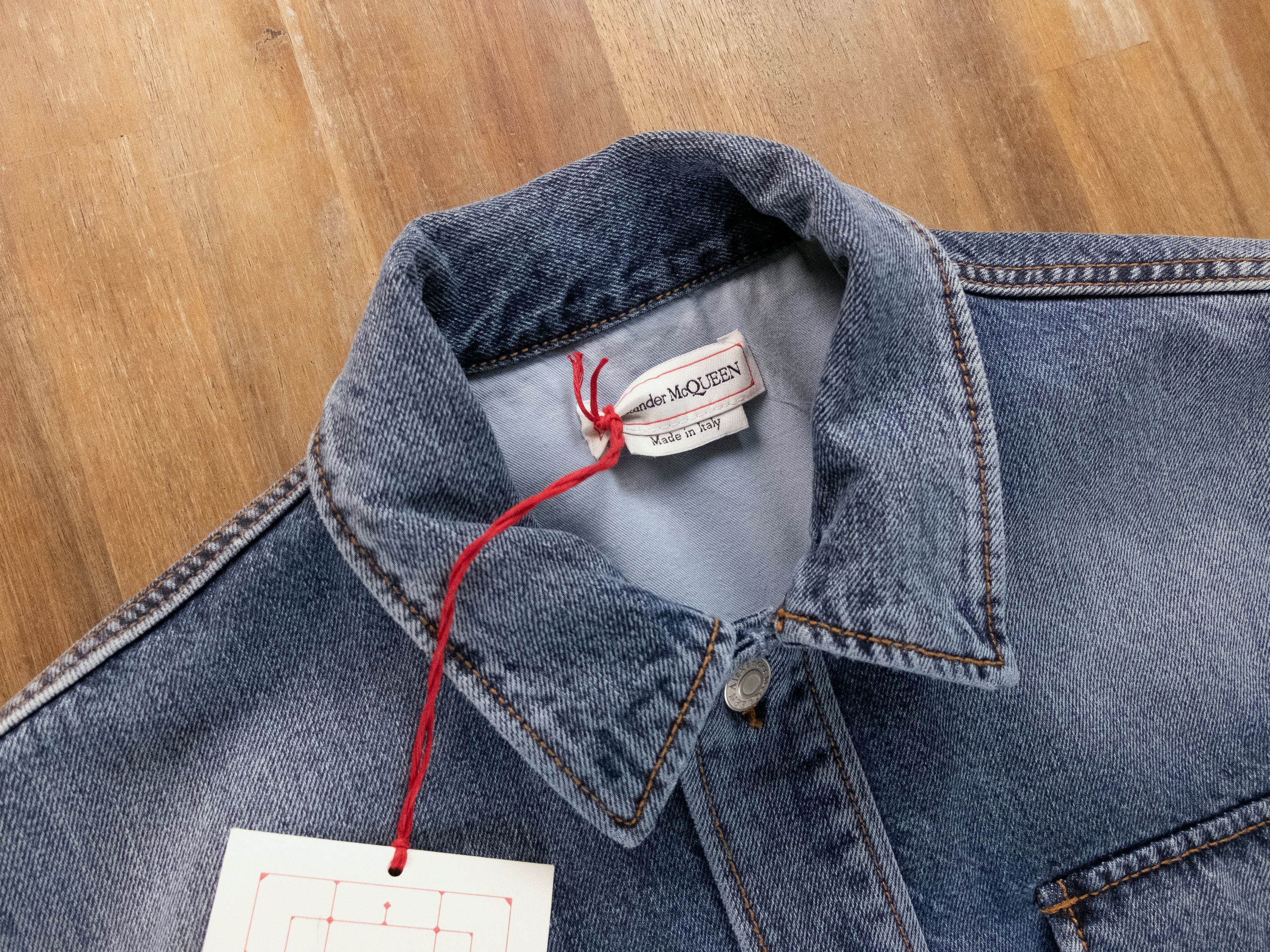 ALEXANDER MCQUEEN embroidered logo blue denim shirt Medium q
