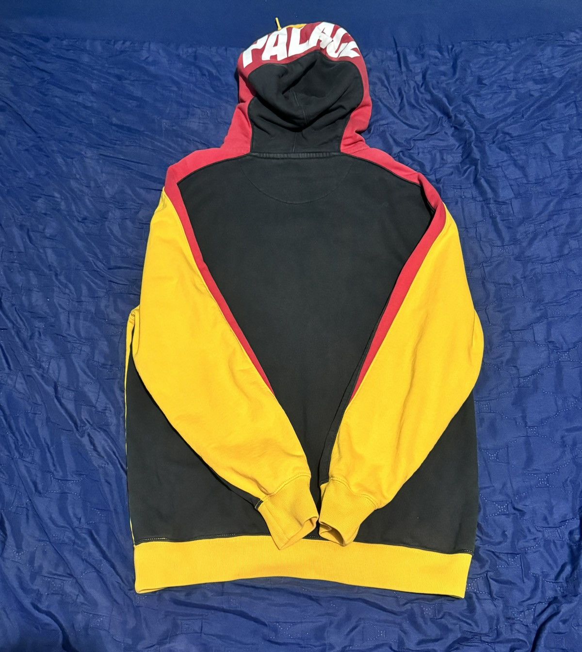 Palace Palace tri-color Size US L / EU 52-54 / 3 - 3 Thumbnail