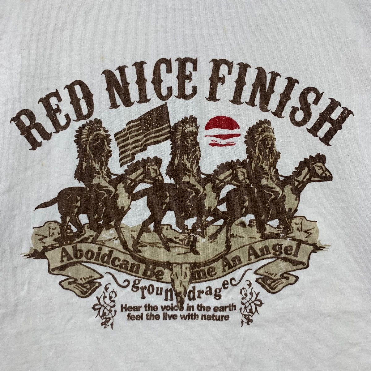 Vintage Vintage SIOUX NATION SOUTH DAKOTA Red Nice Finish Tee Shirt Size US L / EU 52-54 / 3 - 3 Thumbnail
