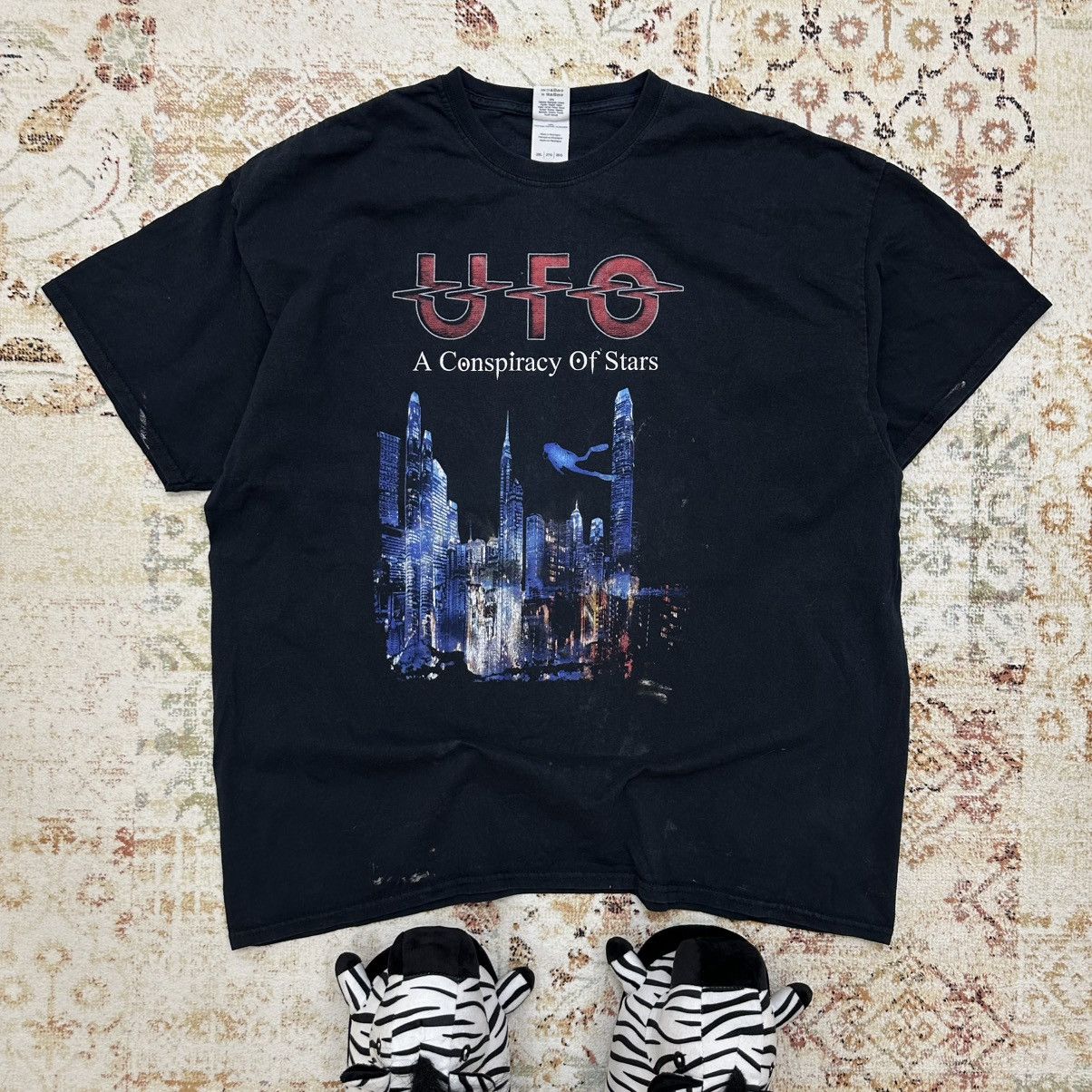 Band Tees × Vintage Vintage UFO 🛸 A Conspiracy of Stars T-shirts Big Logo Tour Size US XXL / EU 58 / 5 - 1 Thumbnail