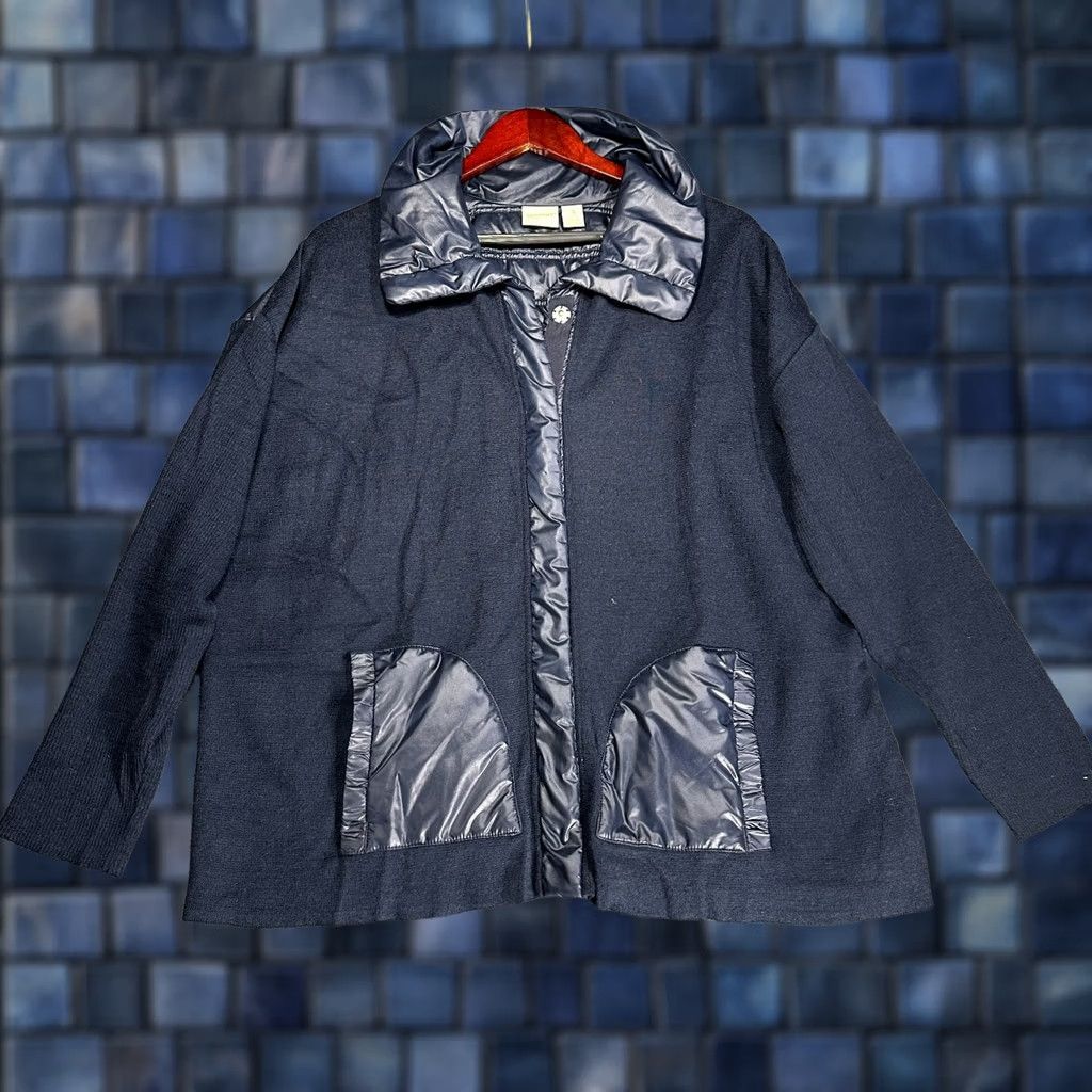 Vintage Chicos Zenergy Jacket Womens XL Blue Knit Front Puffer Back Pockets Snap Up Casual Solid Geometric Front Knit Back Pockets Size XL / US 12-14 / IT 48-50 - 1 Thumbnail