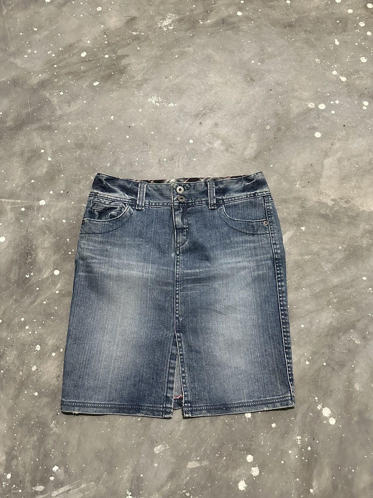 BURBERRY BLUE LABEL denim mini skirt