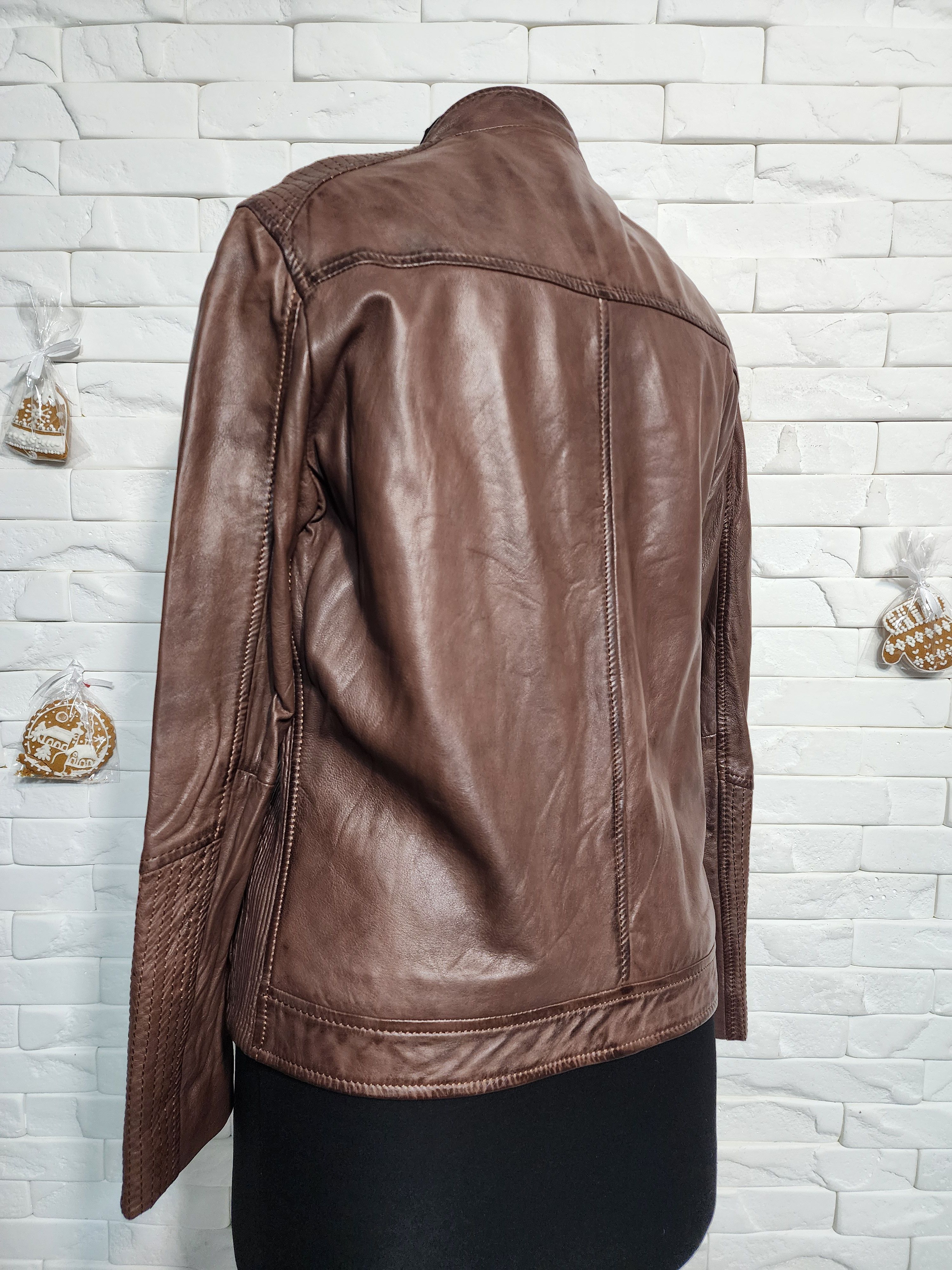 Other Brown Leather Jacket: Men's Zippered Bomber with Pockets Size US M / EU 48-50 / 2 - 6 Thumbnail
