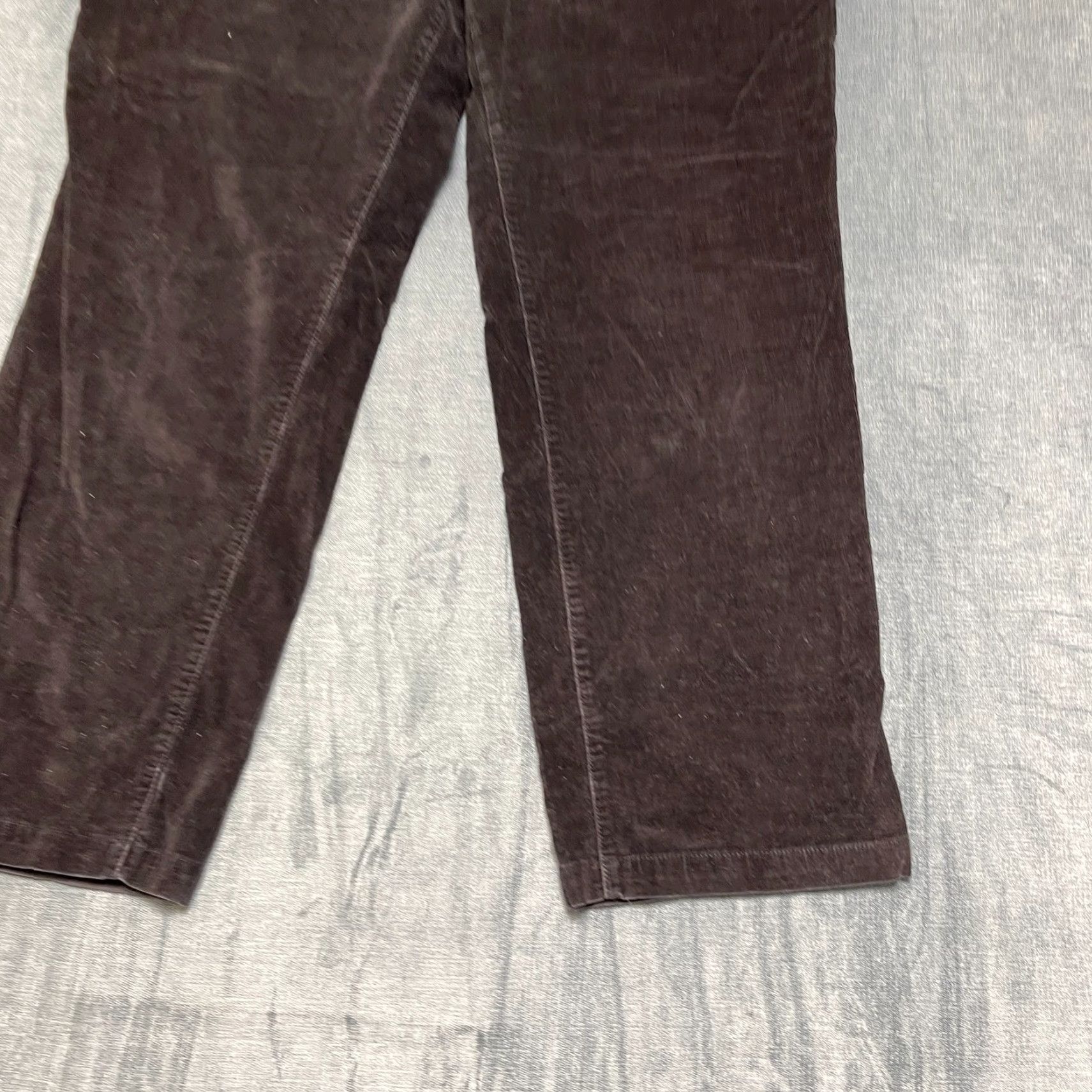 Croft & Barrow Croft & Barrow Corduroy Pants Women 18 Short Dark Brown Cotton Stretch High Rise Pants Brown Women 18 Corduroy High Rise Casual Size 40" / US 18 - 2 Thumbnail