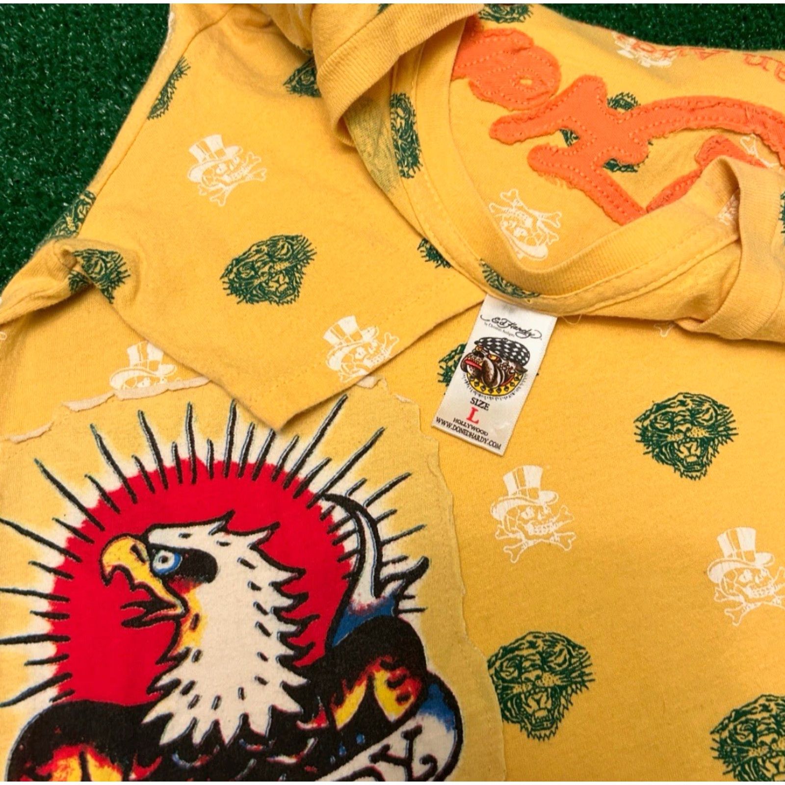Ed Hardy VINTAGE Ed Hardy All Over Print Death Before Dishonor VTG Shirt Mens L Yellow Short Sleeve Tattoo Skull Y2K Punk Grunge Hip Hop Shirts Mens Size US L / EU 52-54 / 3 - 3 Thumbnail