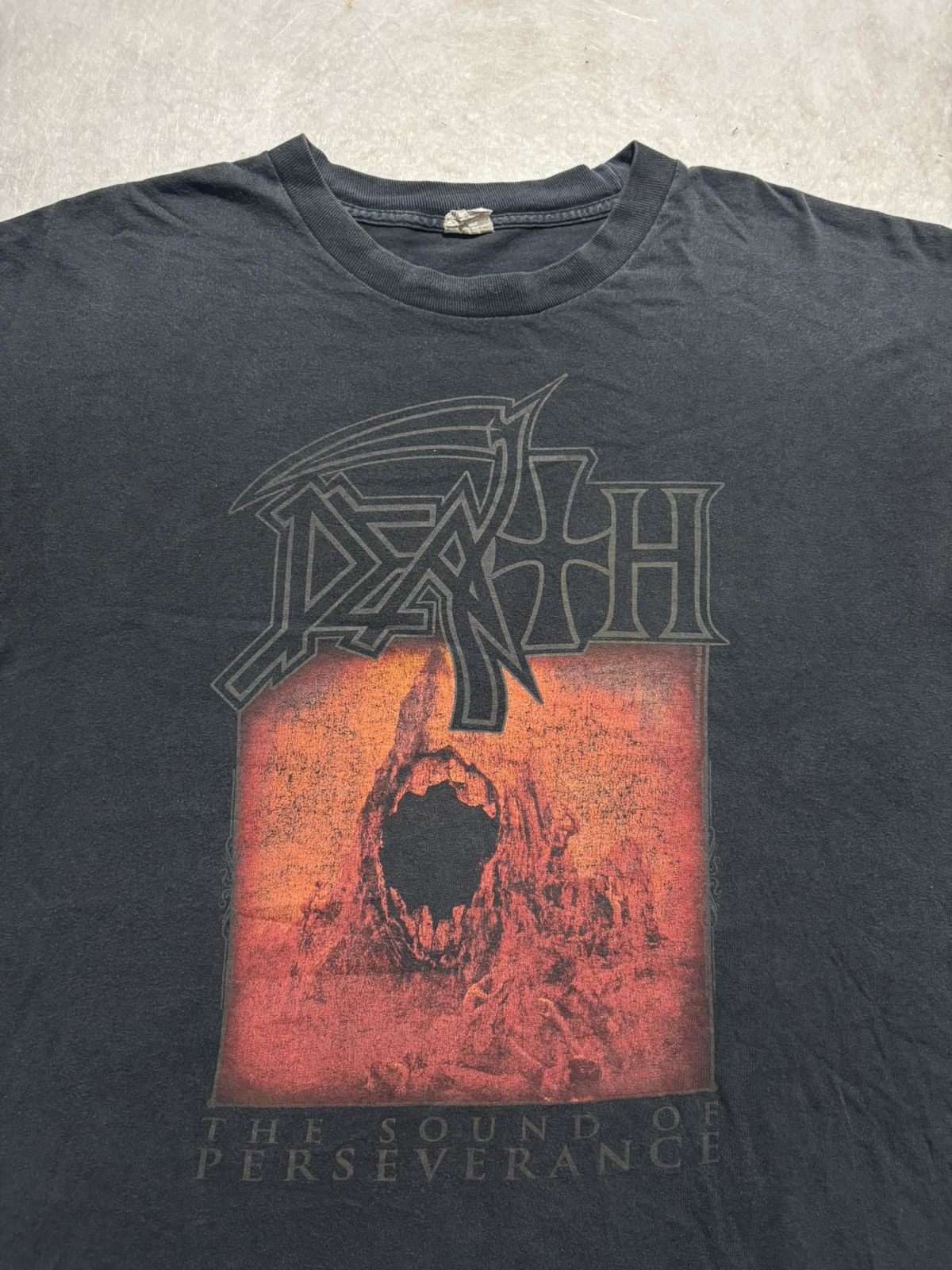 Band Tees Vintage Death Tshirt Size US XXL / EU 58 / 5 - 2 Thumbnail