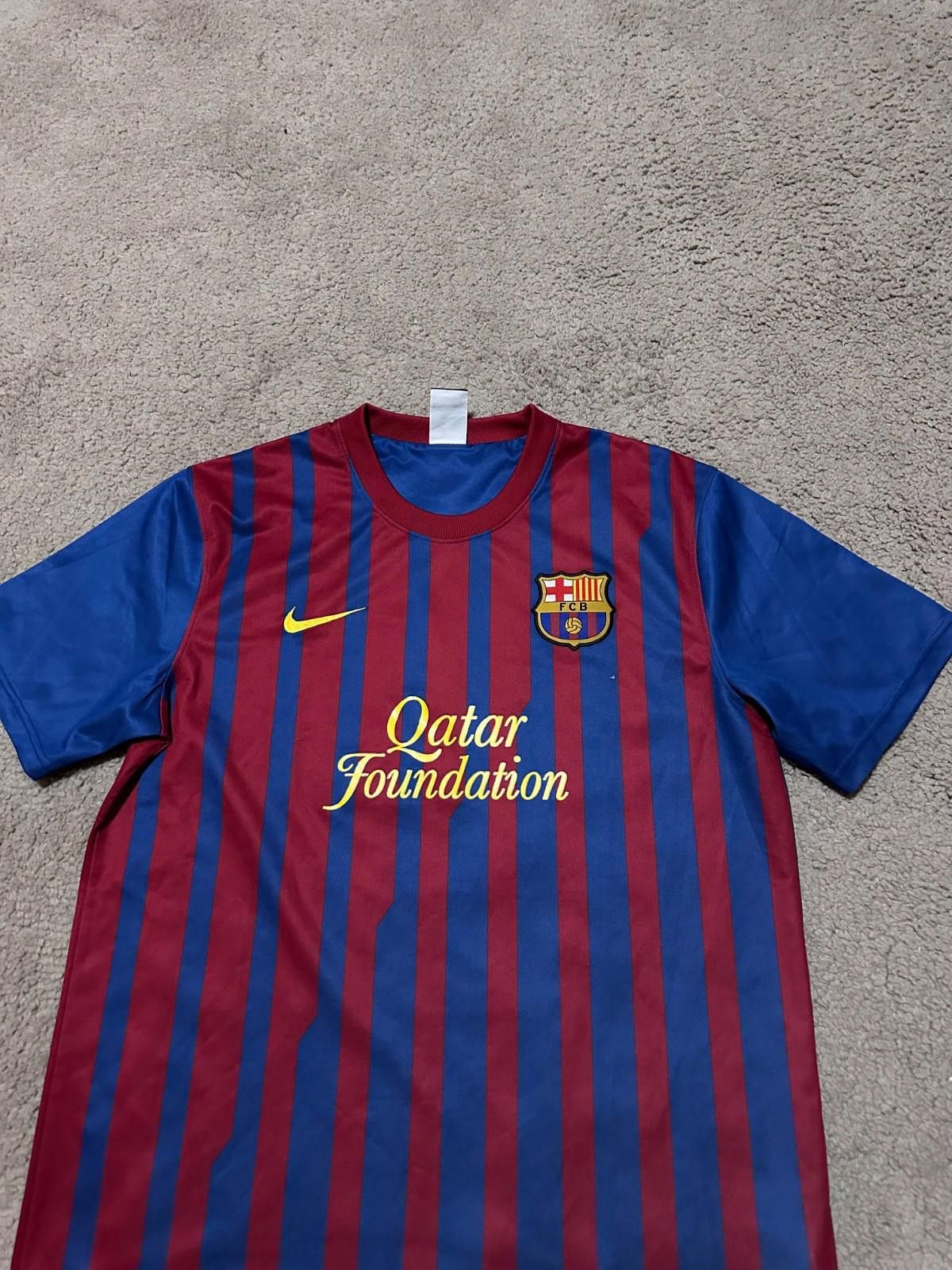 Nike Nike Barcelona 2011 2012 Home Football Shirt Soccer jersey L Size ONE SIZE - 3 Thumbnail