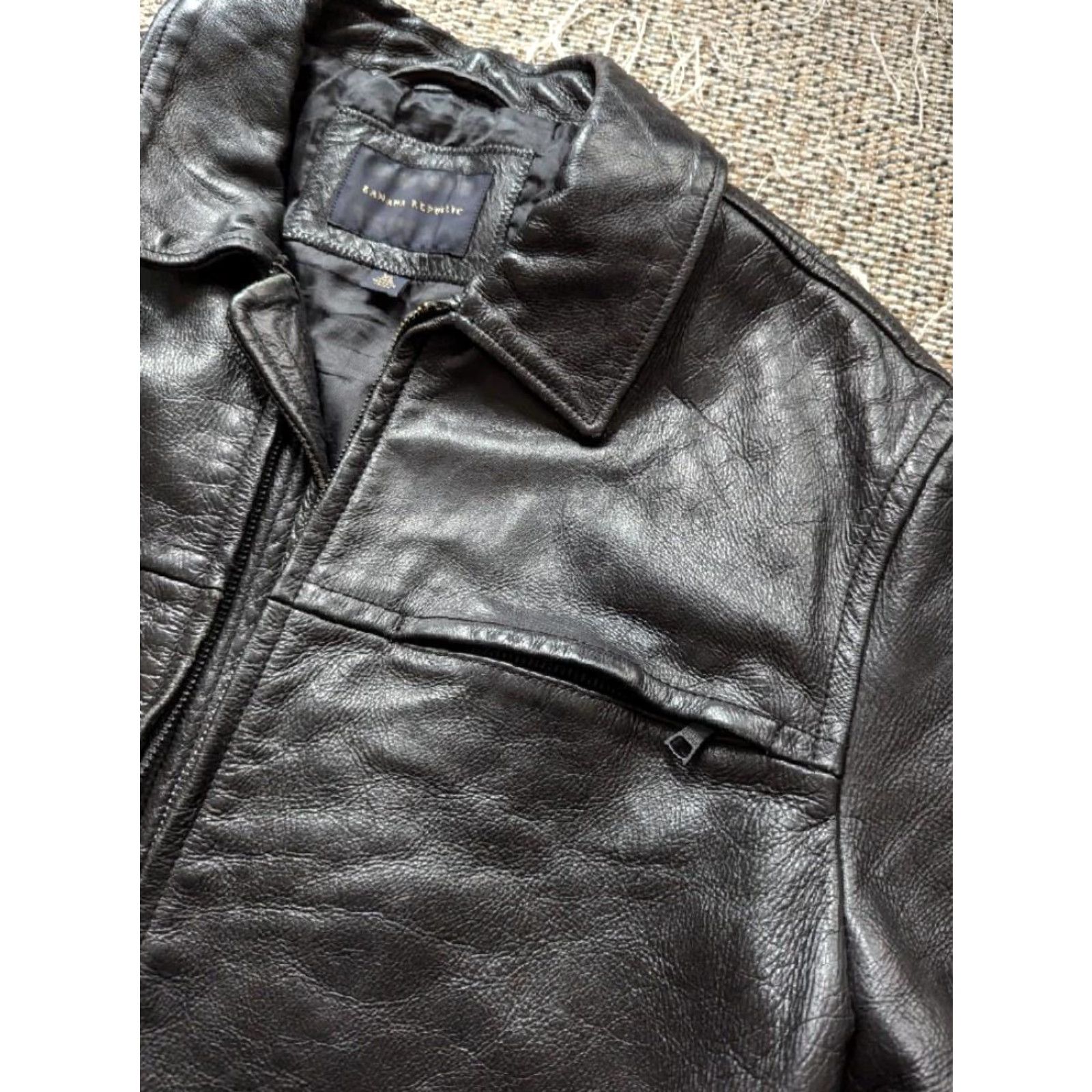 Banana Republic Banana Republic leather jacket XL black cowhide MOTORCYCLE jacket Mens XL Black leather Motorcycle Jacket Size US XL / EU 56 / 4 - 6 Thumbnail