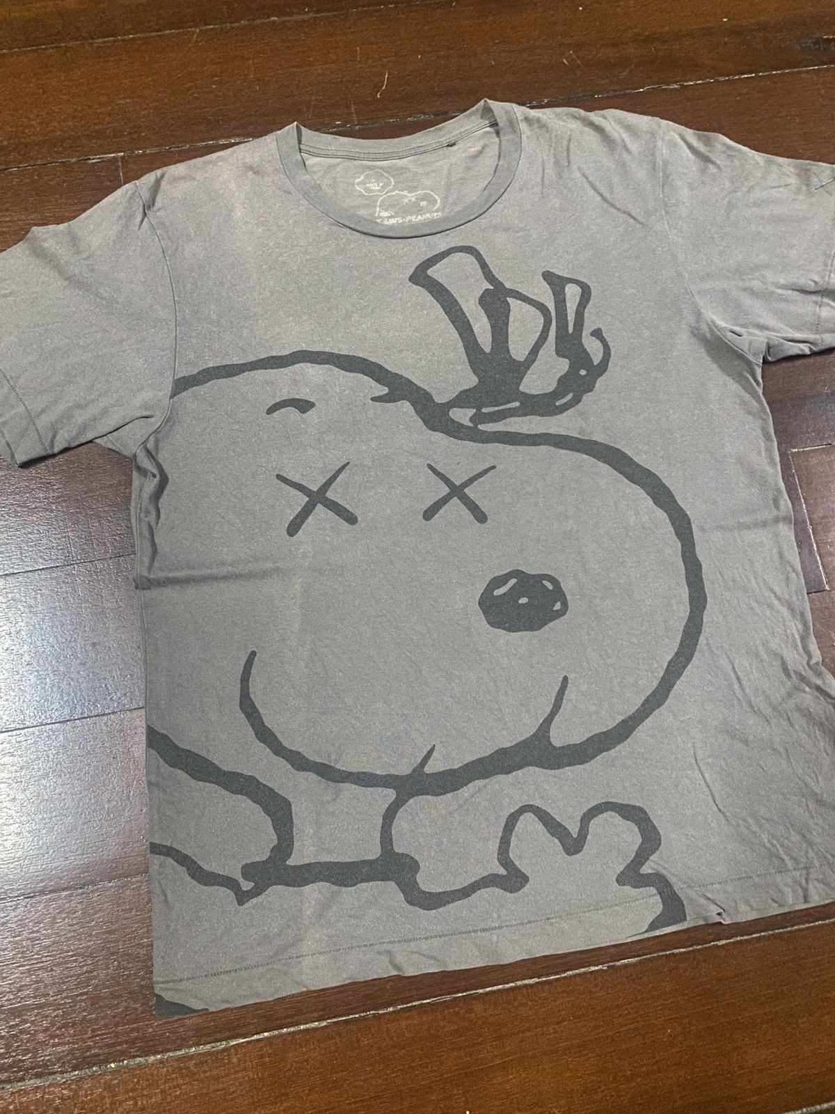 Kaws Rare Uniqlo x Kaws Snoopy Shirt over print Size US L / EU 52-54 / 3 - 3 Thumbnail