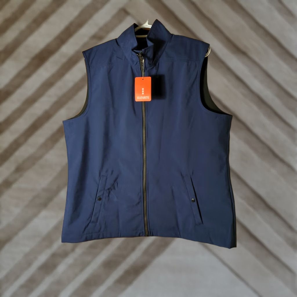 Vintage VINTAGE Elevate WARLOW Size XL Softshell Vest Navy MENS NWT Windbreaker Vest, Pockets, Zipper, Zip, Regular, Unisex Adults Size XL / US 12-14 / IT 48-50 - 1 Thumbnail