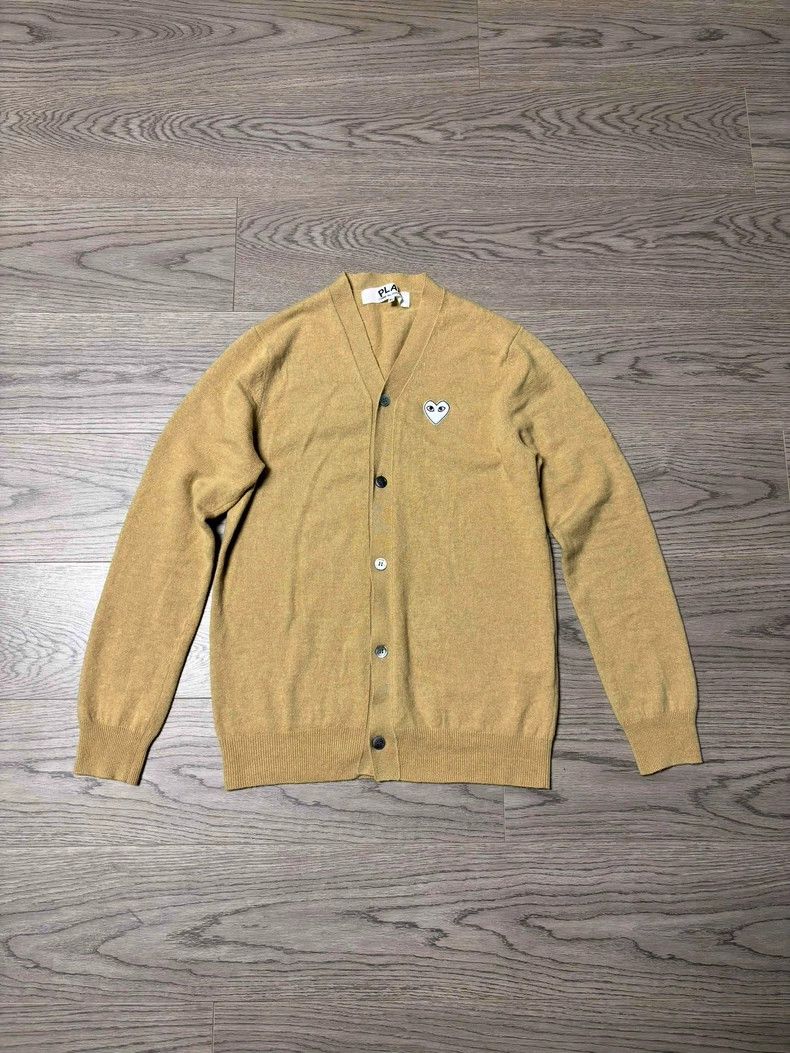 Comme Des Garcons Woollen sweater.