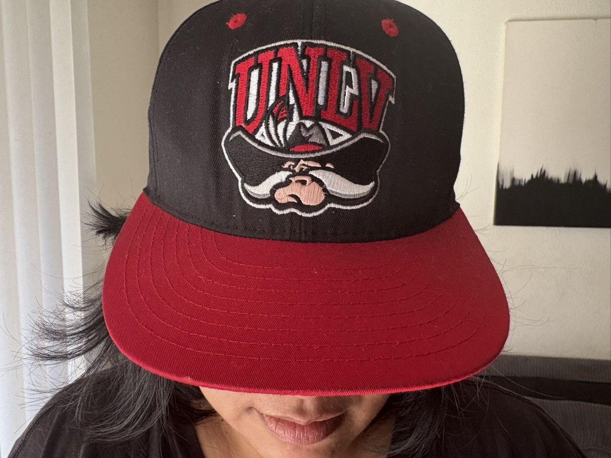 Other Vintage UNLV SnapBack NCAA Size ONE SIZE - 3 Thumbnail