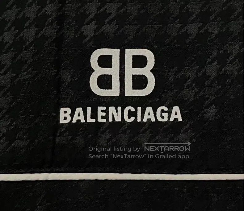 Balenciaga Balenciaga Black and White Double B Letter Hidden Pattern Size US S / EU 44-46 / 1 - 5 Thumbnail