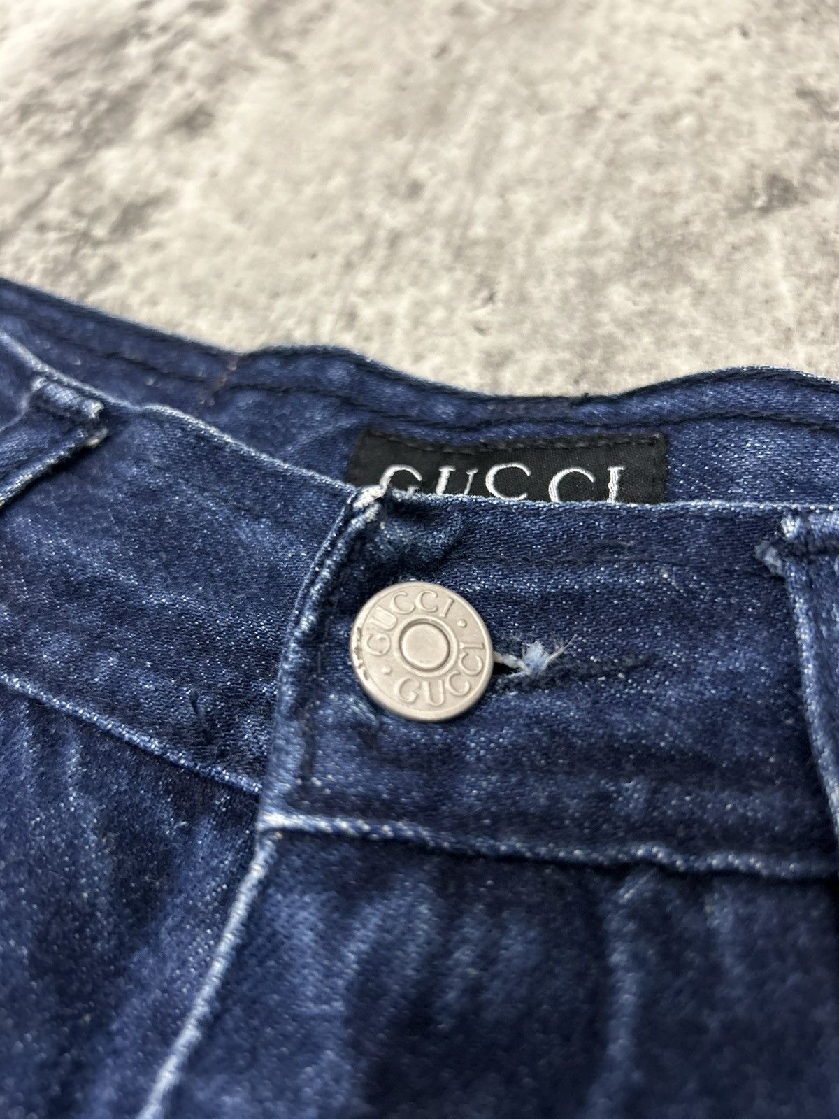 Gucci Gucci Embroidery Logo Back Pocket Jeans Size US 27 - 9 Thumbnail