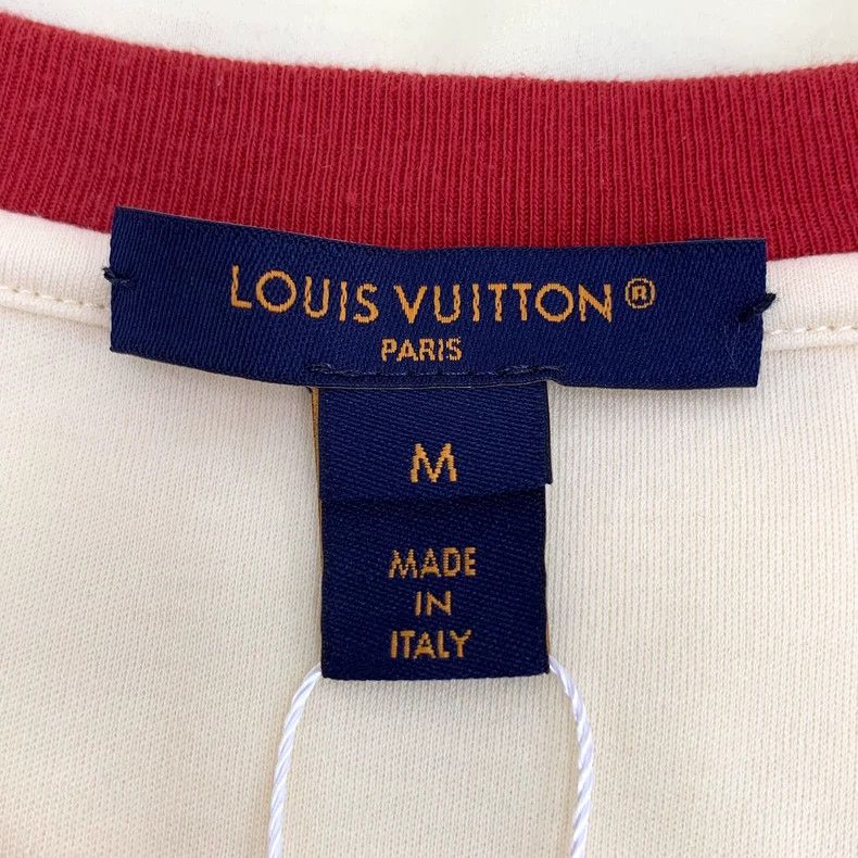 Louis Vuitton Louis Vuitton Crewneck short-sleeve T-shirt in beige logo Size M / US 6-8 / IT 42-44 - 5 Thumbnail