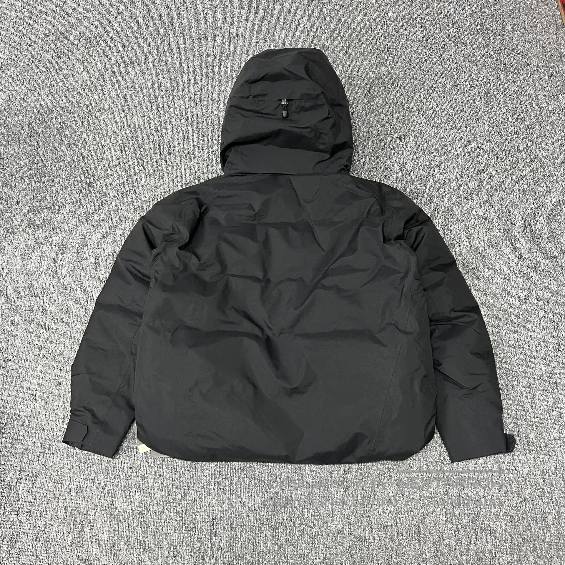Arc'teryx ARC‘TERYX Andessa Down Jacket – A waterproof down jacket| Size L / US 10 / IT 46 - 3 Thumbnail