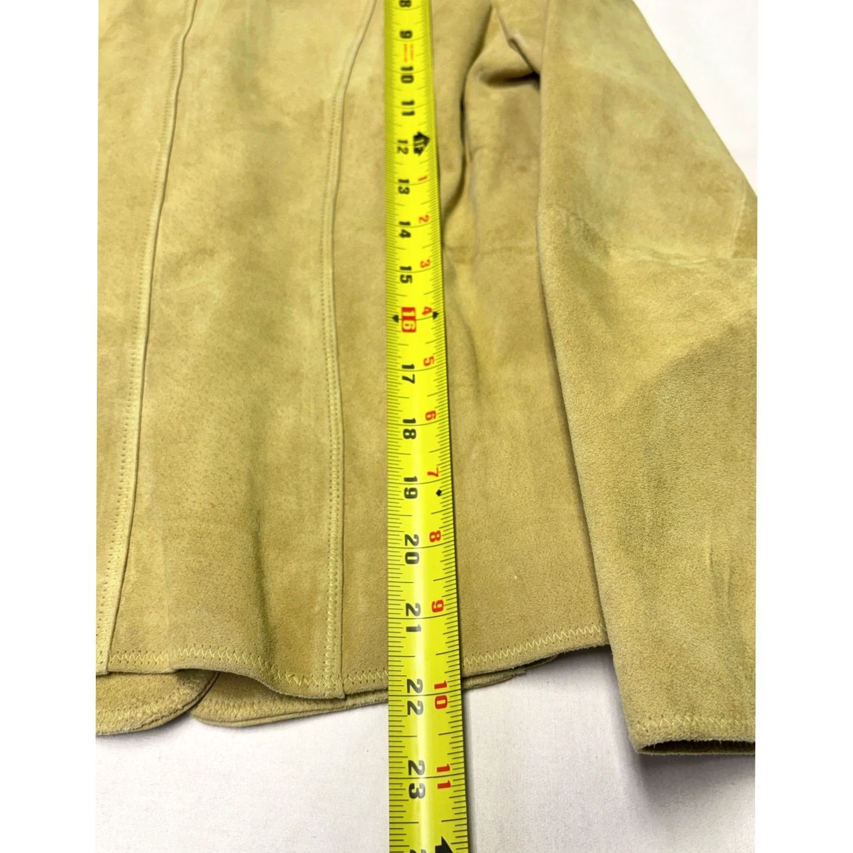J. Jill VINTAGE J. Jill Womens XS Yellow Suede Leather Jacket Eyelet Floral Laser Cut Buttoned Short Sleeve Jacket Women XS Yellow Floral Eyelet Jacket Size XS / US 0-2 / IT 36-38 - 7 Thumbnail