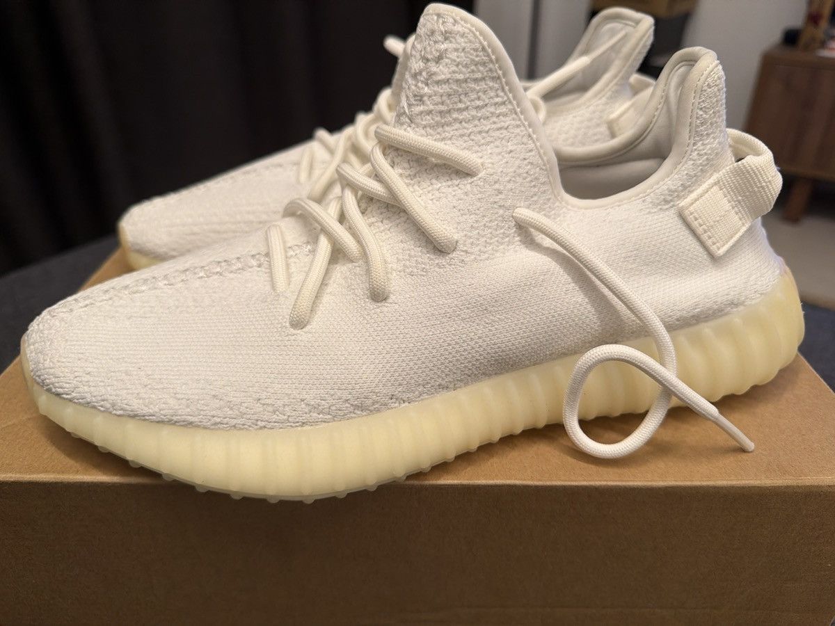 Yeezy Adidas Yeezy Boost 350 V2 Cream Triple White Size US 9 / EU 42 - 3 Thumbnail