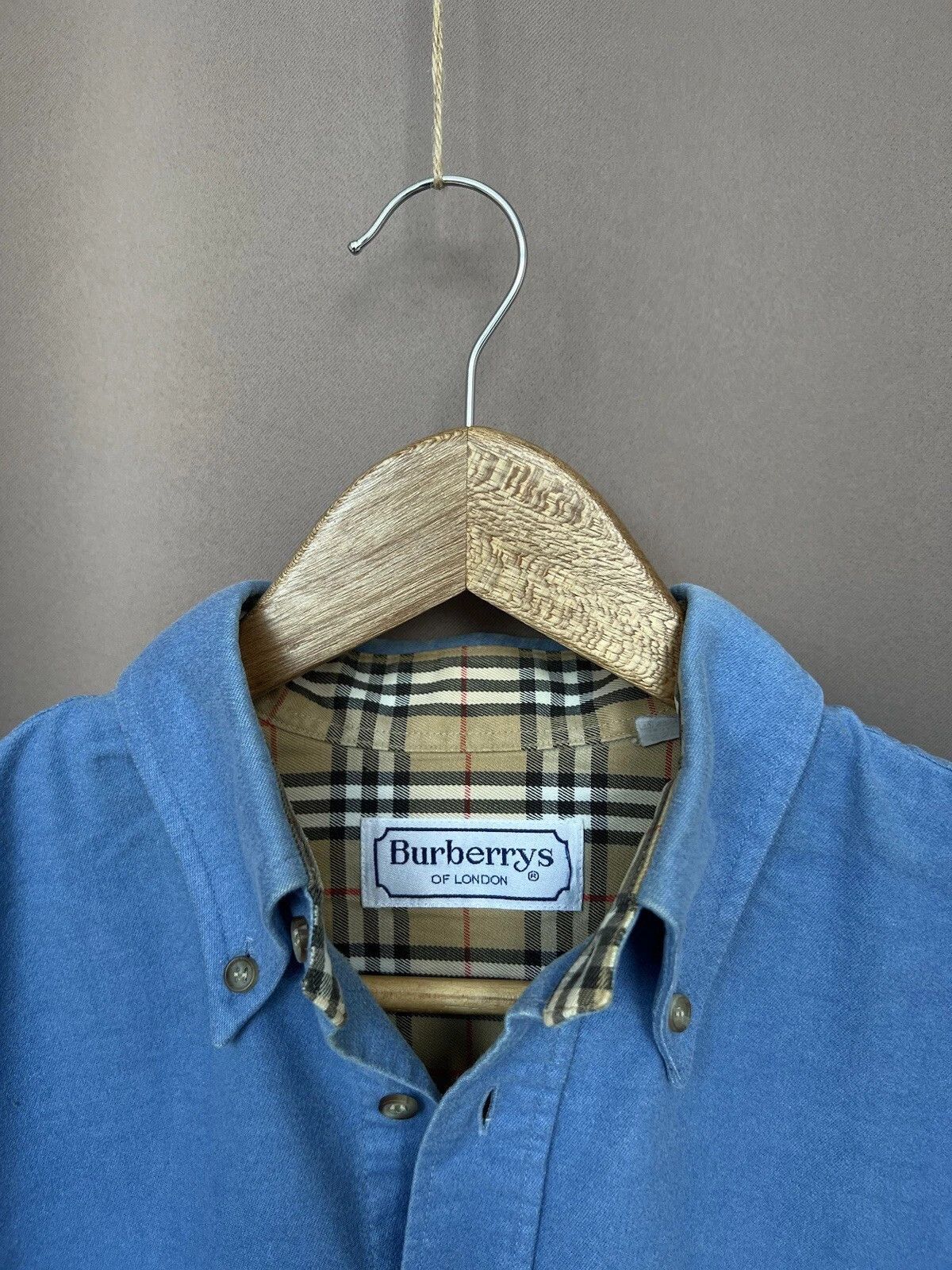 Burberry Burberry London Button Shirt Mens Size 40 or M Size US M / EU 48-50 / 2 - 10 Thumbnail