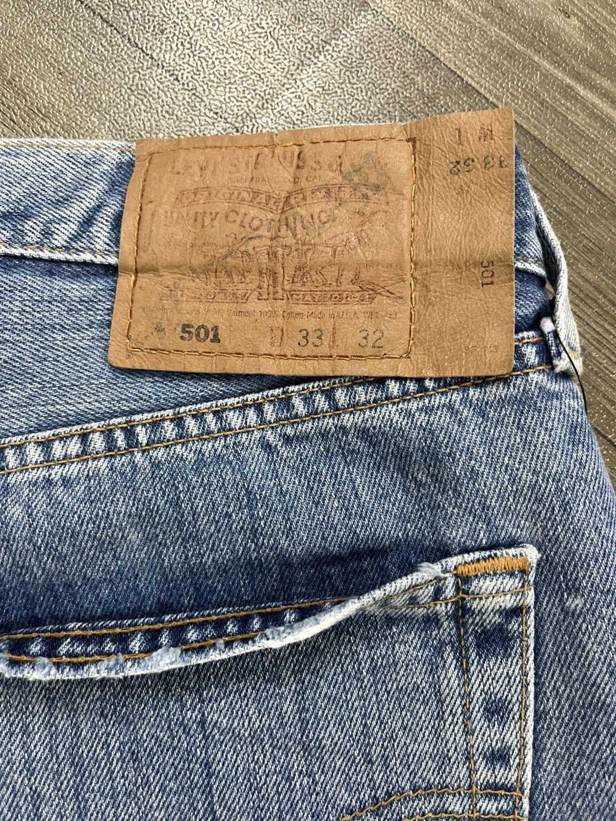Levi's Vintage Clothing 🇺🇸1990s Vintage Levis 501 33x32 Straight Leg Light Blue Jeans Size US 32 / EU 48 - 19 Thumbnail