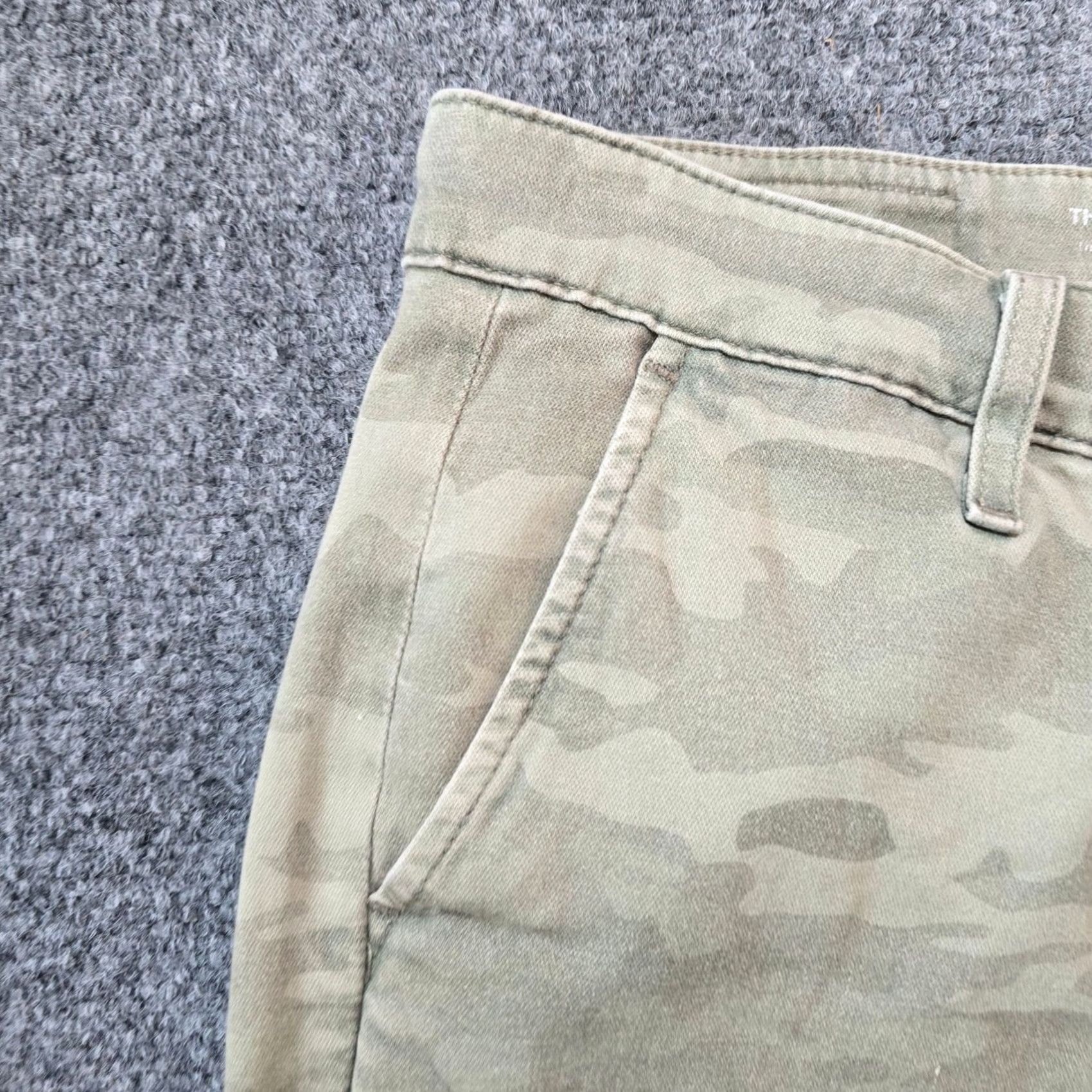 Vintage AG Adriano Goldschmied Pants Womens 31 Green Camo The Caden Legging Stretch Slim Skinny Casual Jegging Zip Size 24" / US 00 / IT 34 - 3 Thumbnail