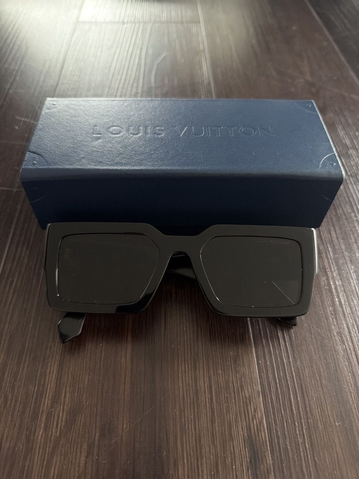 Louis Vuitton Louis Vuitton Square Clash Sunglasses Size ONE SIZE - 1 Thumbnail