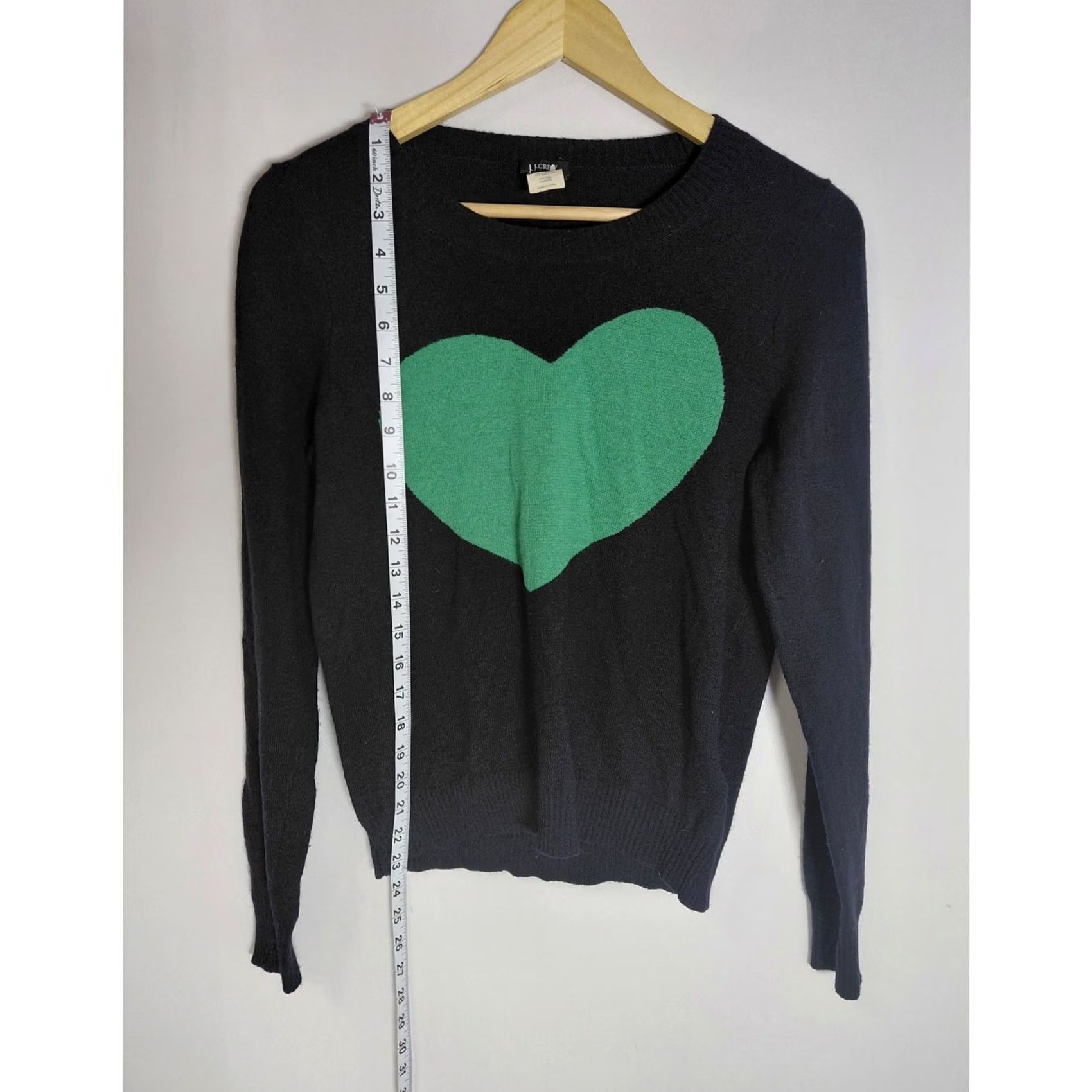 J.Crew J.CREW Wool Cashmere Blend Heart Sweater Black Graphic Print Size M Sweater Womens Casual Pullover Crew Neck Long Sleeve Season Fall Winter 0 Size M / US 6-8 / IT 42-44 - 7 Thumbnail