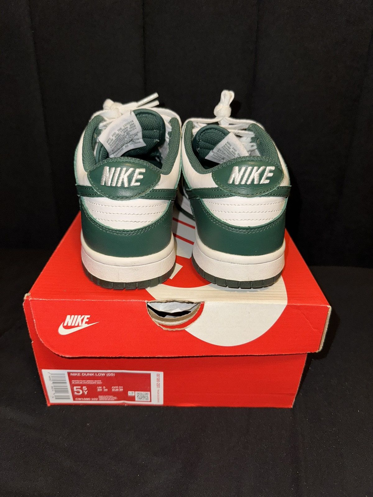 Nike Nike Dunk Low “Michigan” Size 5.5Y Size US 5.5 / EU 38 - 4 Thumbnail