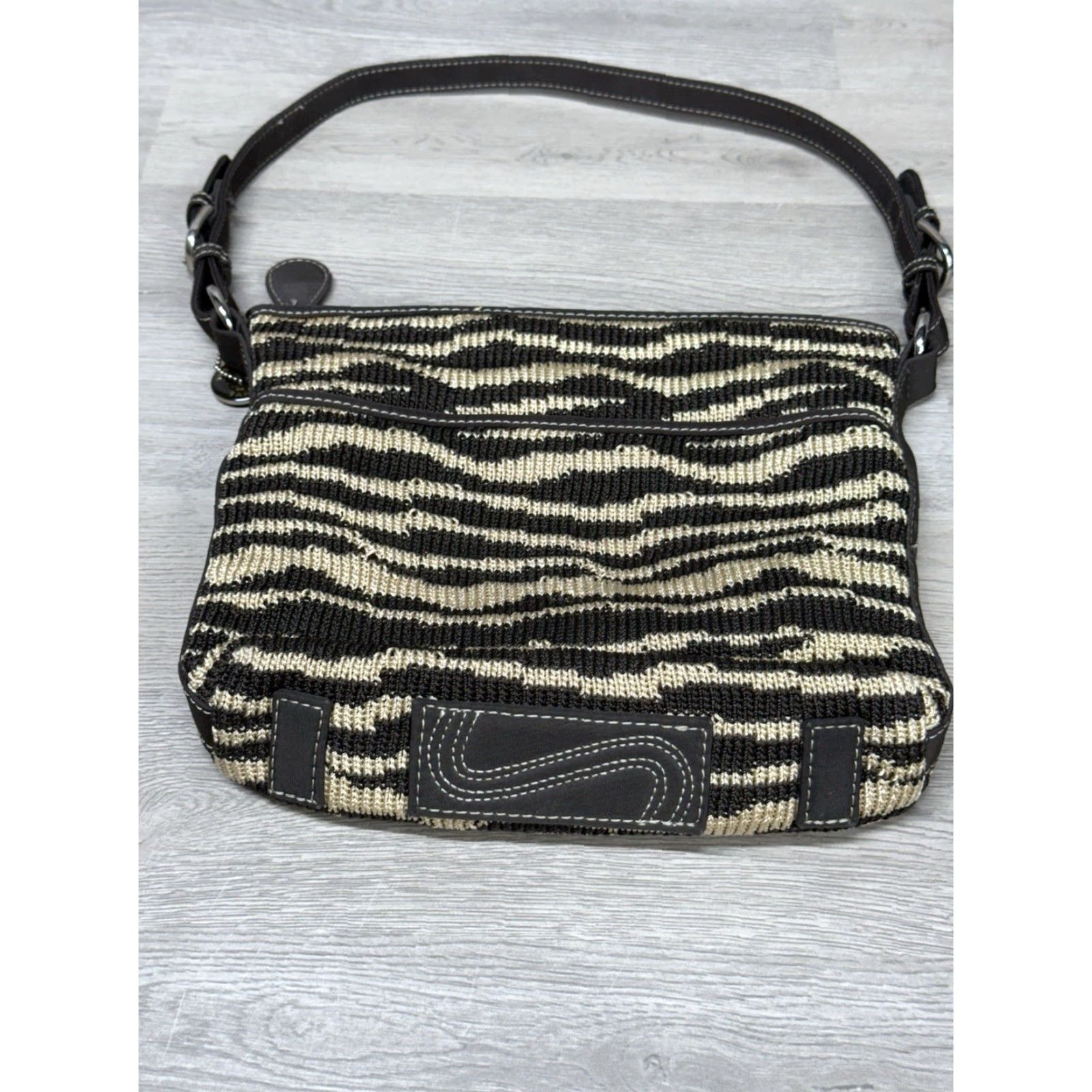 The Sak VINTAGE The Sak Crossbody Bag Beige Brown Knit Cotton Blend, 8x10x3, Medium, Leather Strap, Zipper Closure, Inner/Outer Pockets, Canvas Lining, Women Size ONE SIZE - 3 Thumbnail
