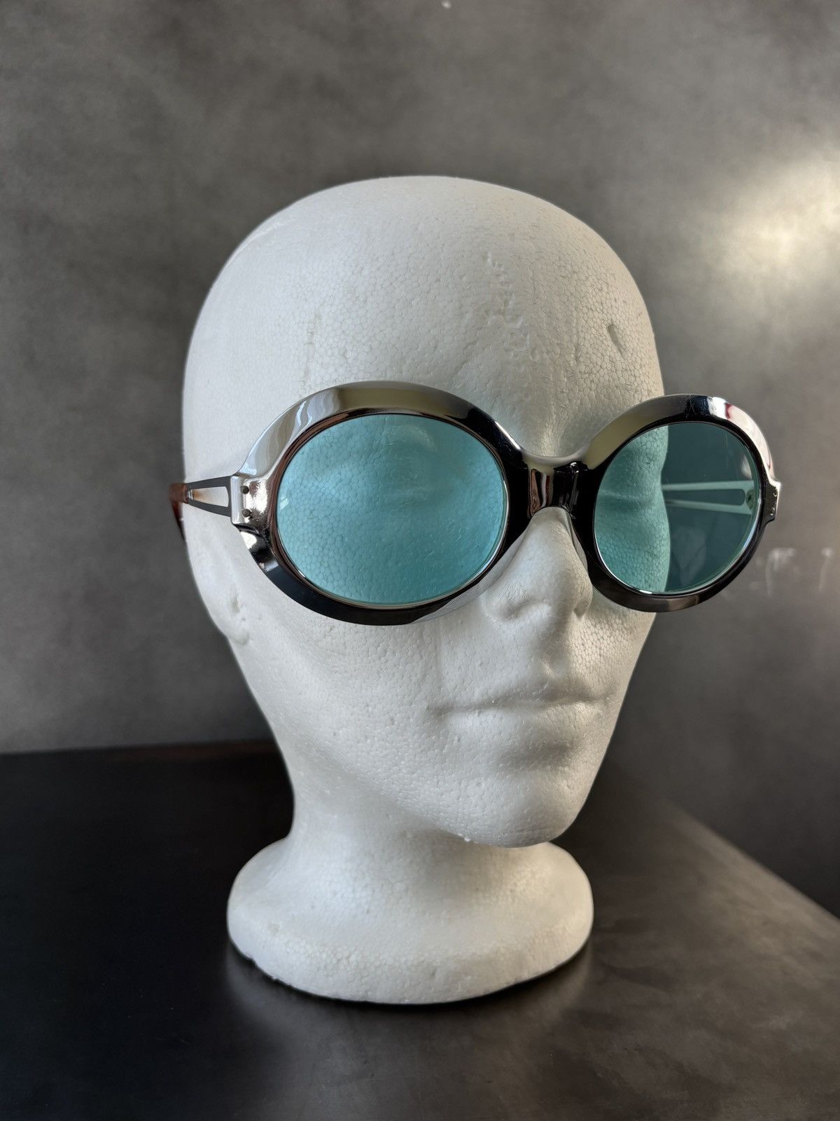 Vintage True Vintage Sunglasses Space Age Chrome Metal Oversized 60s Size ONE SIZE - 6 Thumbnail