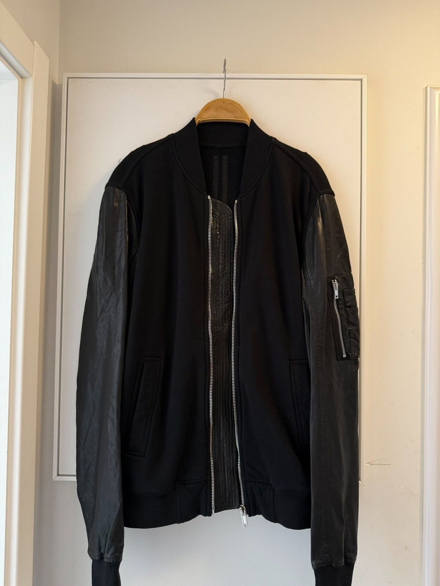 Rick Owens Rick Owens Men's Jacket with Leather Sleeves Size US S / EU 44-46 / 1 - 1 Thumbnail