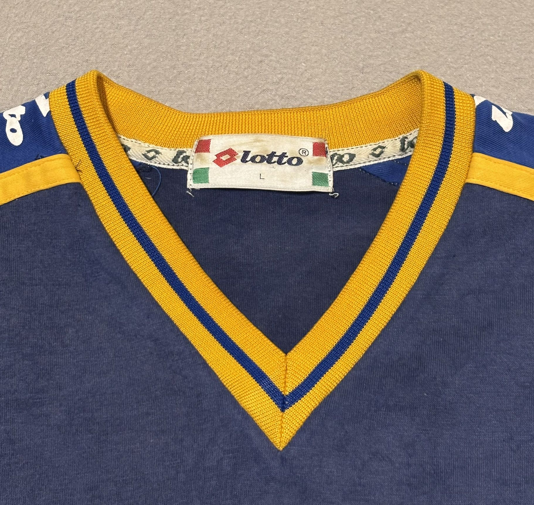 Lotto Sport Lotto vintage t-shirt size L Size US L / EU 52-54 / 3 - 11 Thumbnail