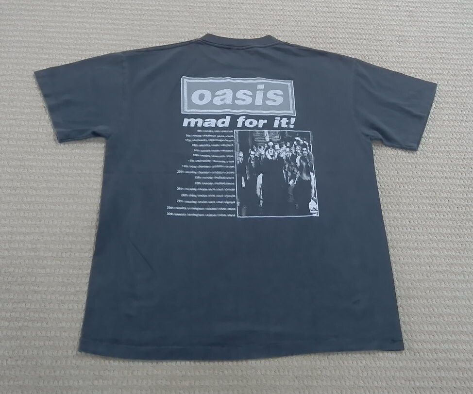 Other Oasis Be Here Now Tour Graphic T-shirt Large Faded