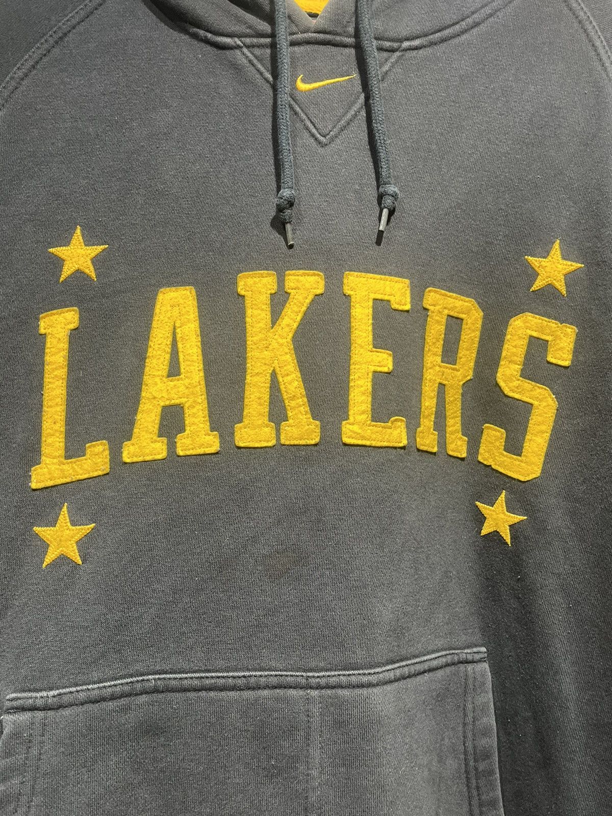 NBA × Nike × Vintage Vintage Lakers Nike center swoosh hoodie Size US M / EU 48-50 / 2 - 5 Thumbnail