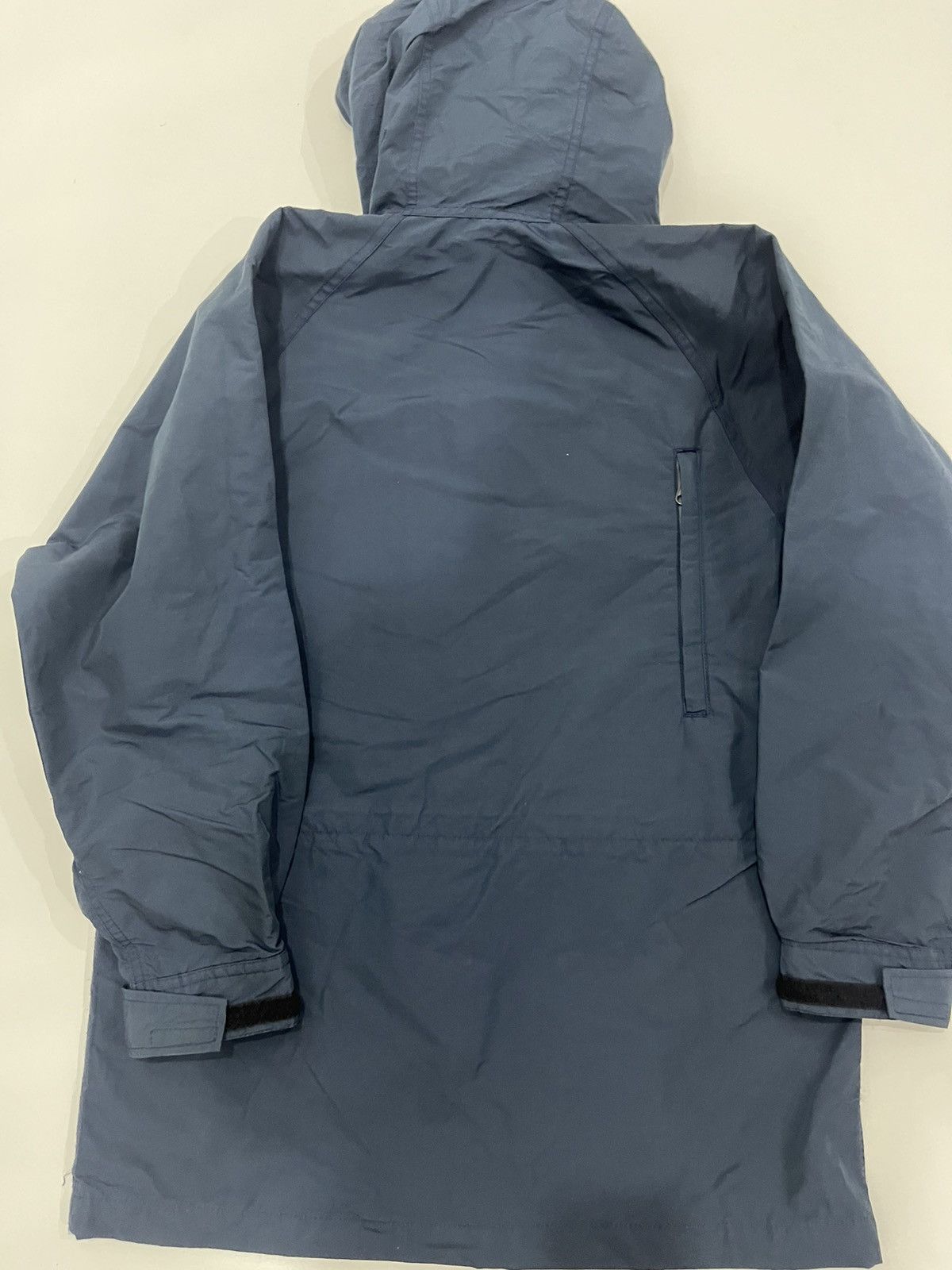 The North Face This is a vintage The North Face down parka in blue with Size US L / EU 52-54 / 3 - 13 Thumbnail