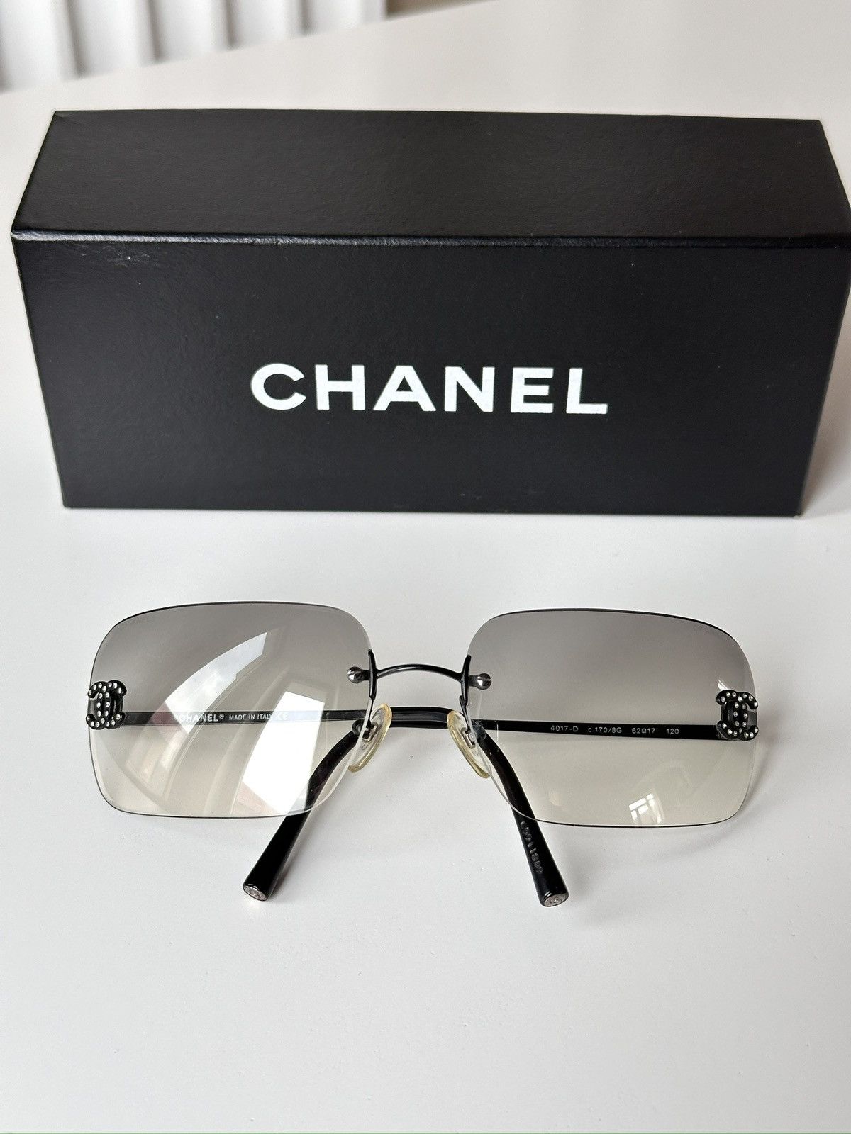 Chanel CHANEL Rhinestone Swarovski Black Tinted Sunglasses 4017-D Size ONE SIZE - 9 Thumbnail